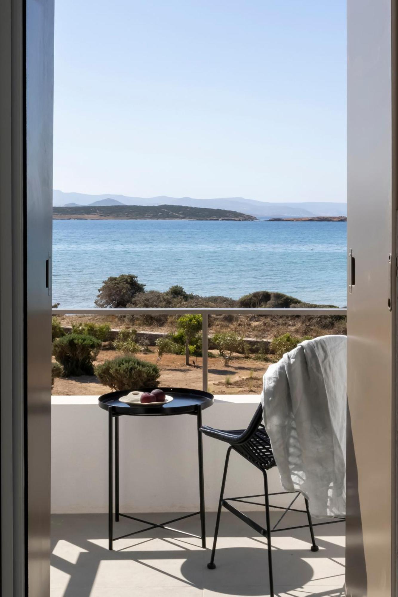 Big Blue Santa Maria (Paros)