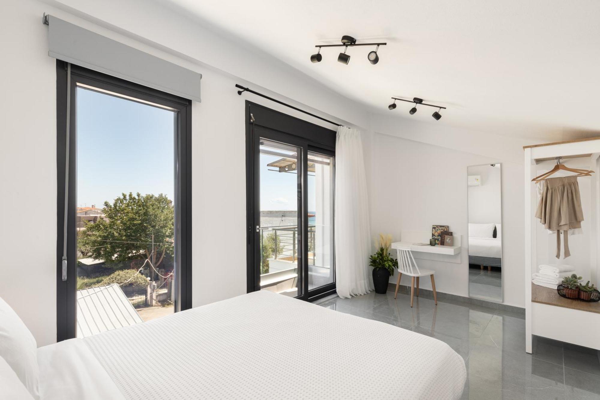 Kleoniki & Irida Residential Complexes Ofrinion