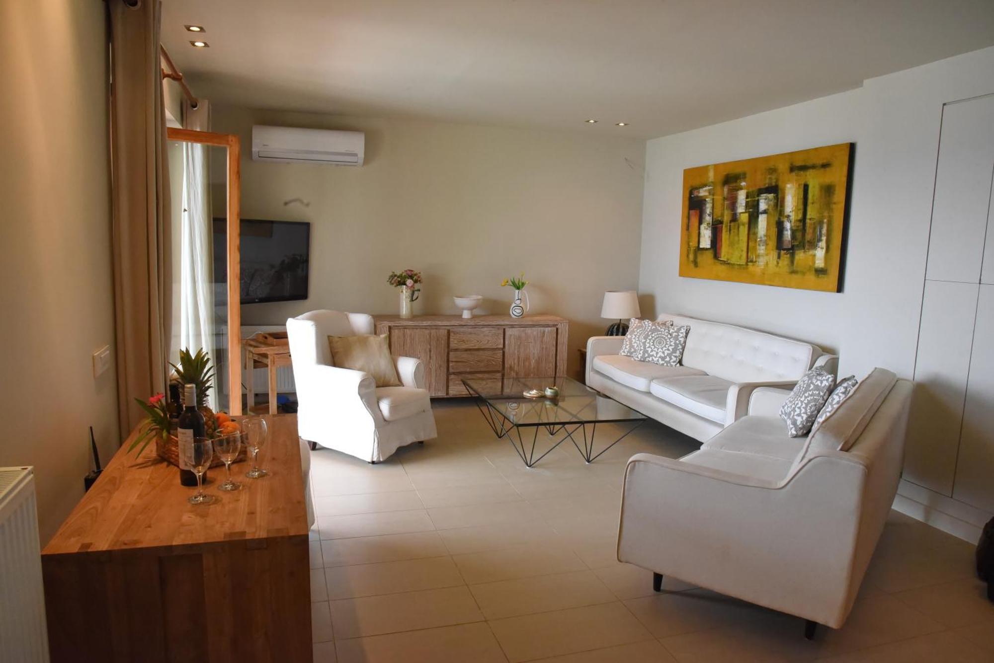 Villa Scorpios Pogonia
