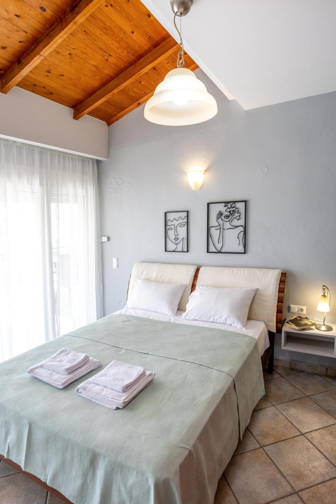 Apartment Foteini's *
