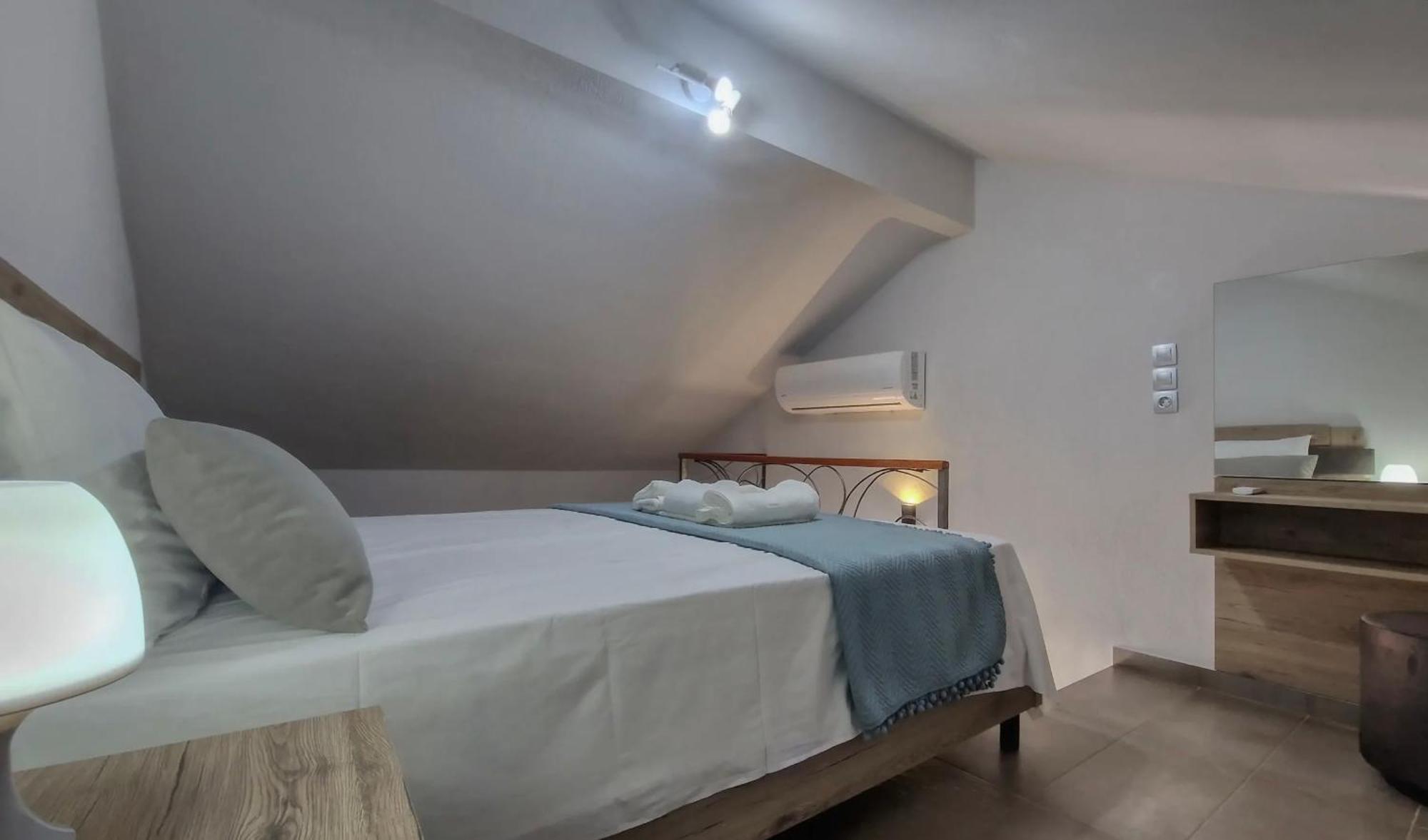 Alimos Guest house