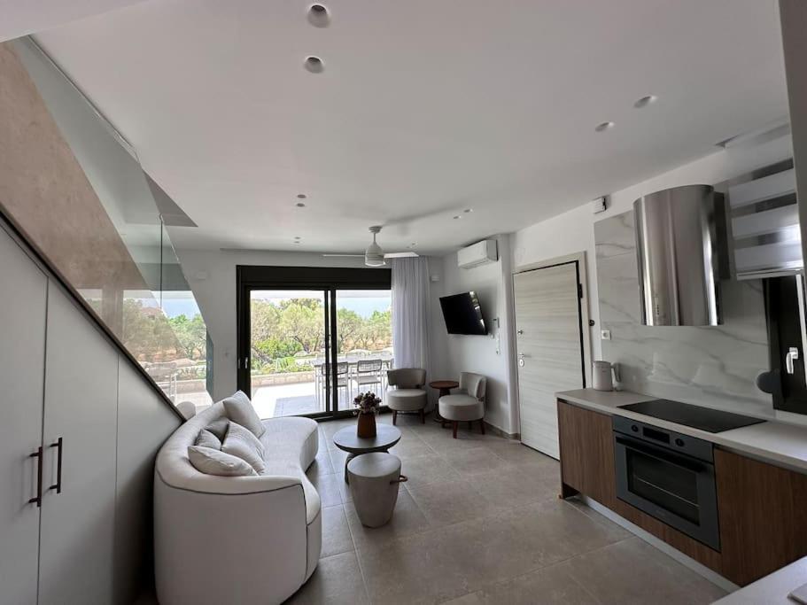Elia Mare Luxury *