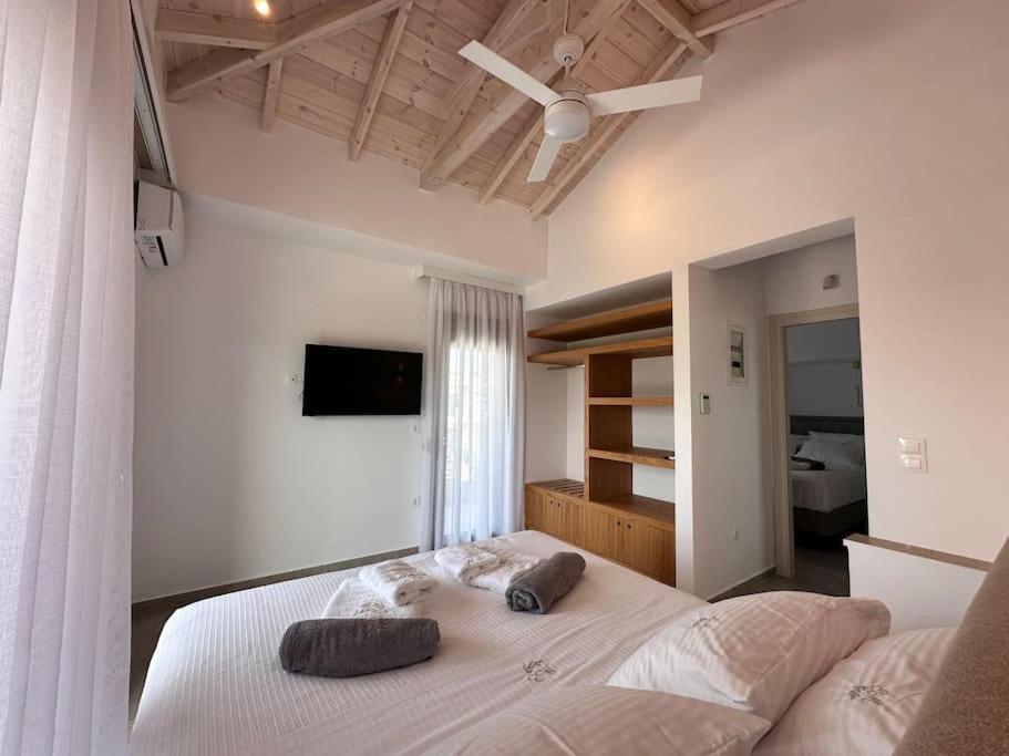 Elia Mare Luxury