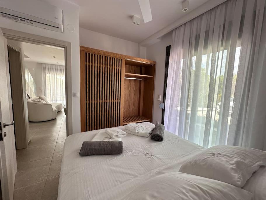 Elia Mare Luxury *
