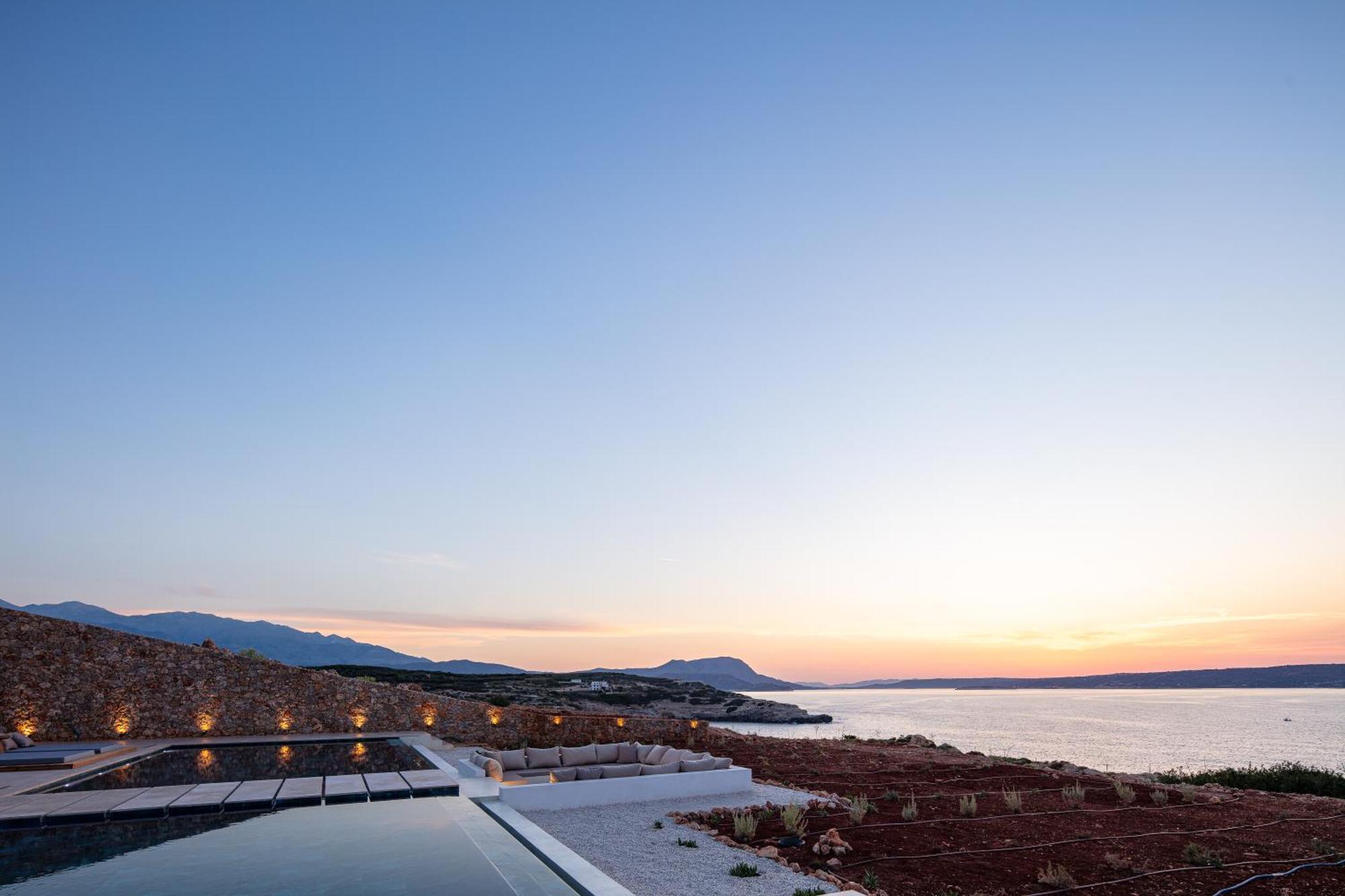 Boutique Dionysos Kokkino Chorio
