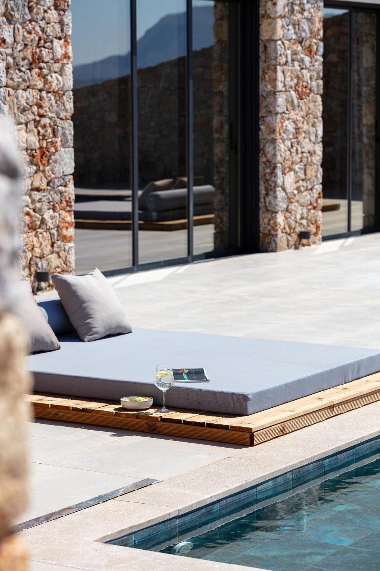 Boutique Dionysos Villa *