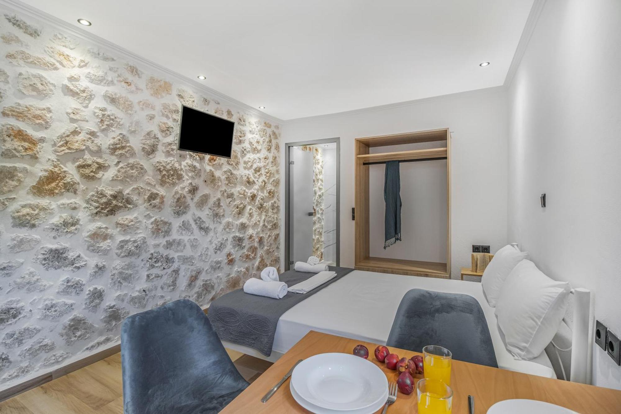 Apartment Groundfloor 1 *