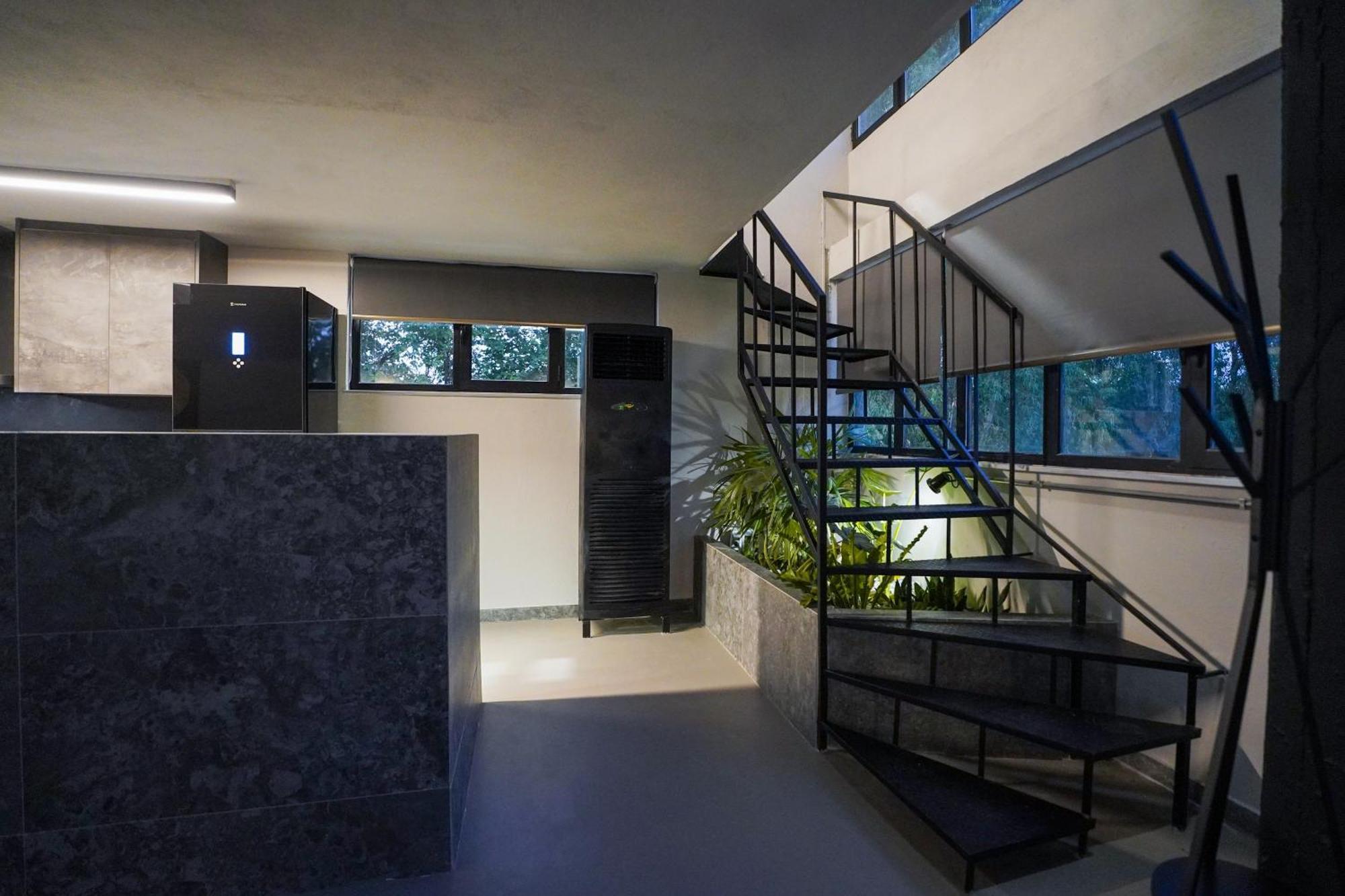 Industrial Loft *