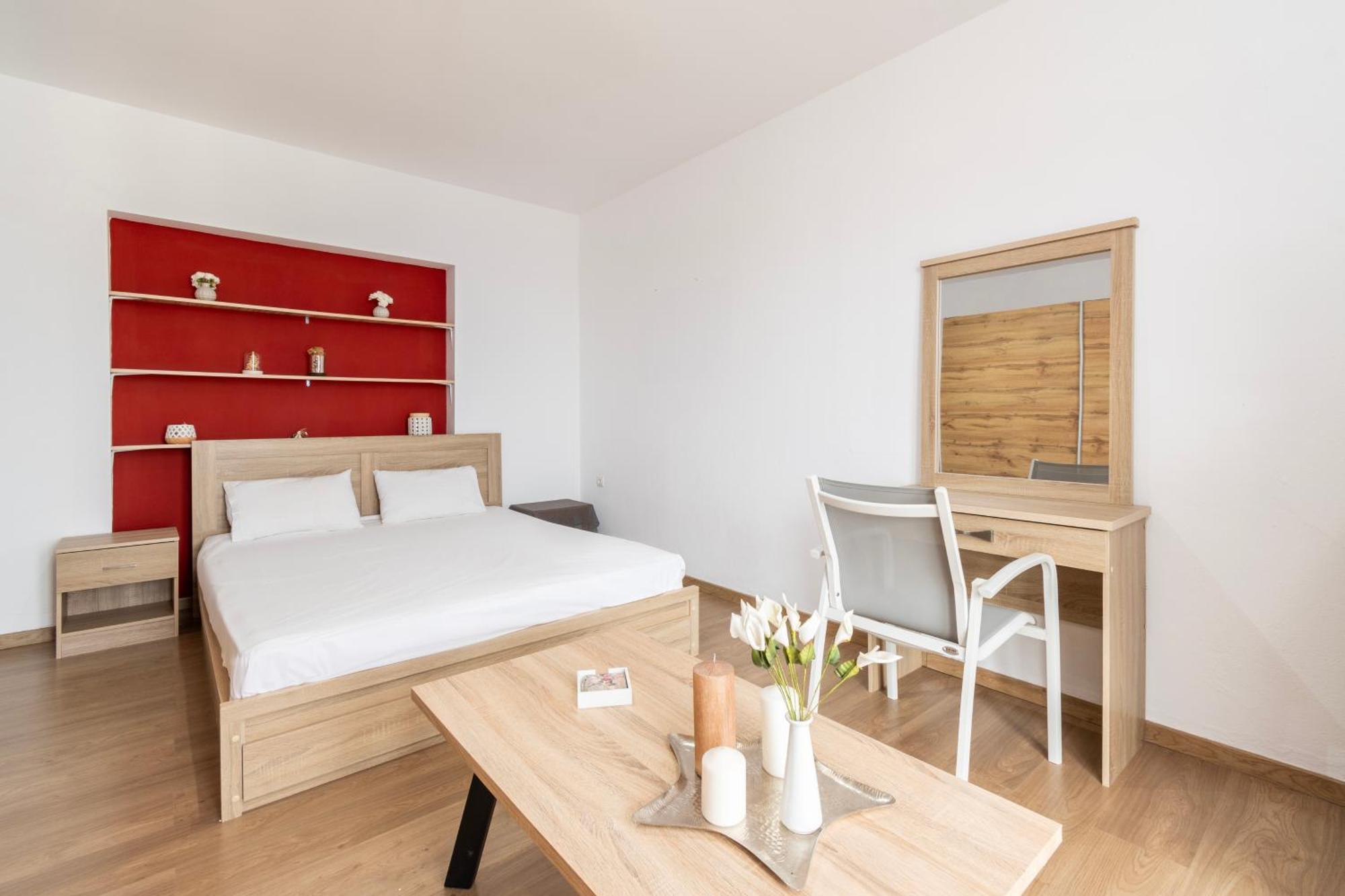 Apartment With Sea View In *