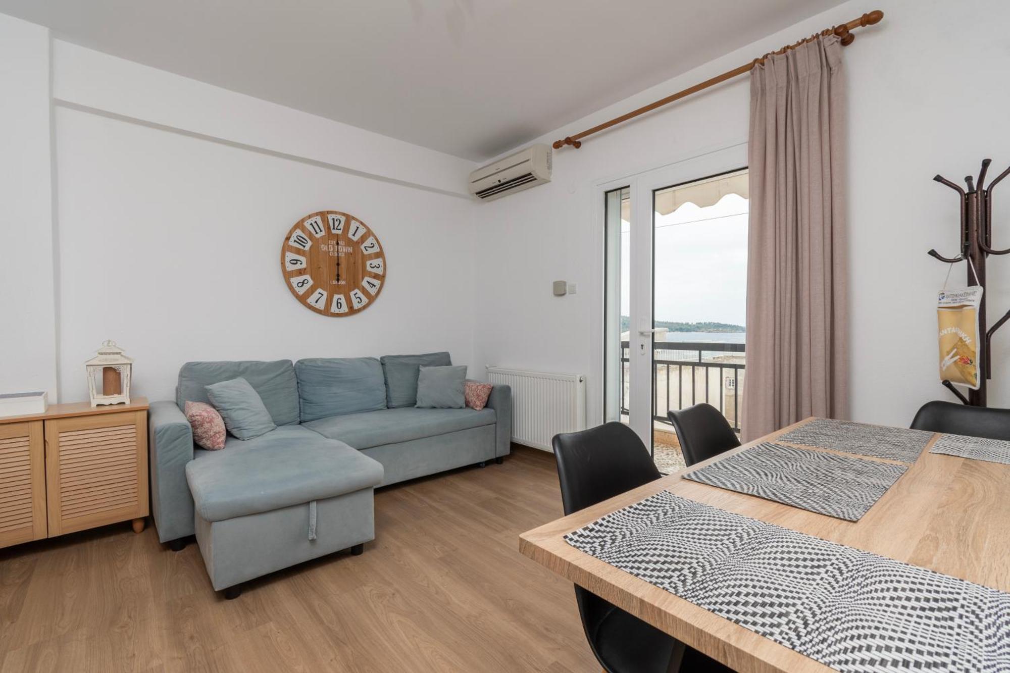 With Sea View In Apartment Neos Marmaras