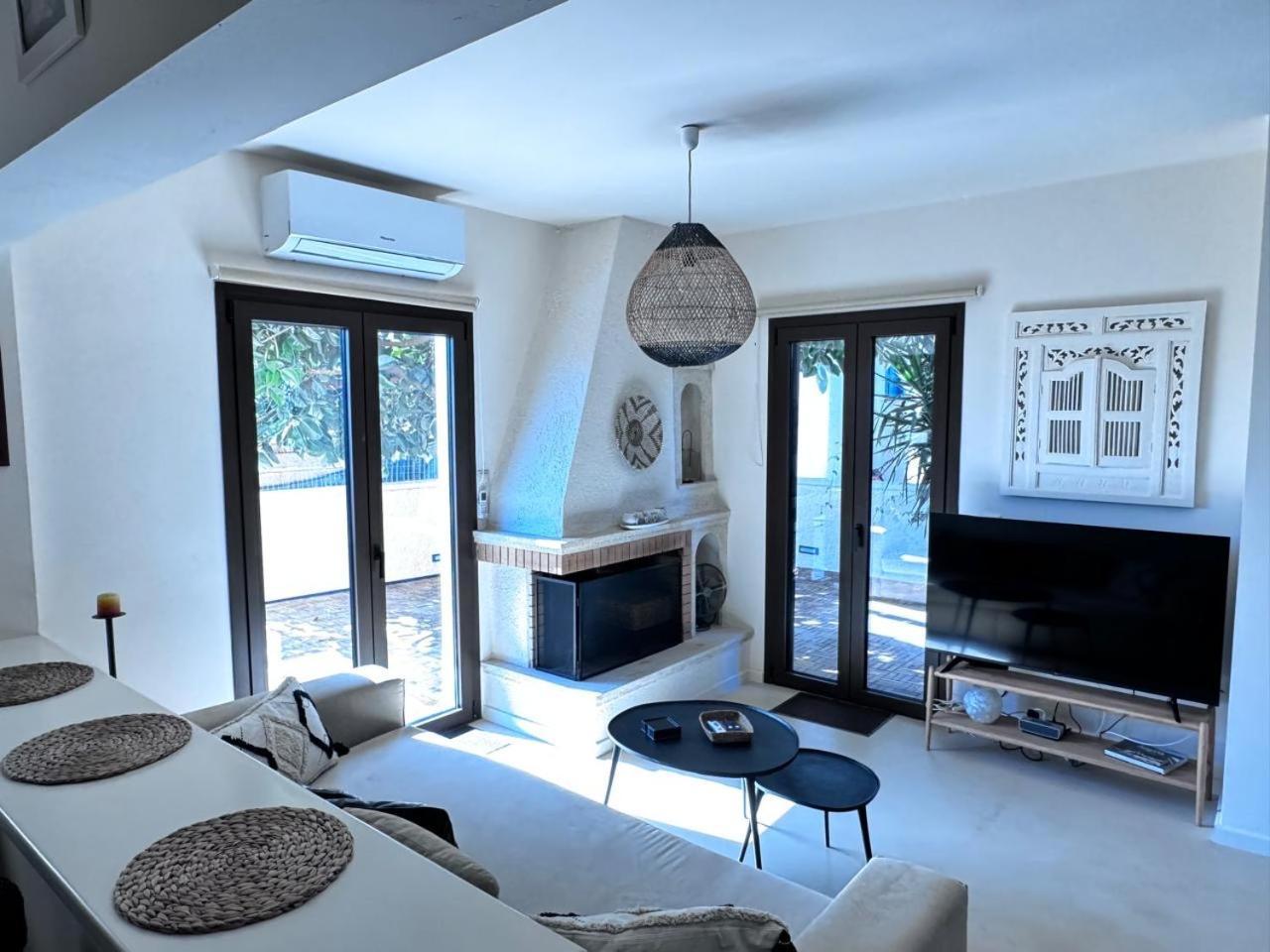 Casasmaragdi Perdika (Aegina)