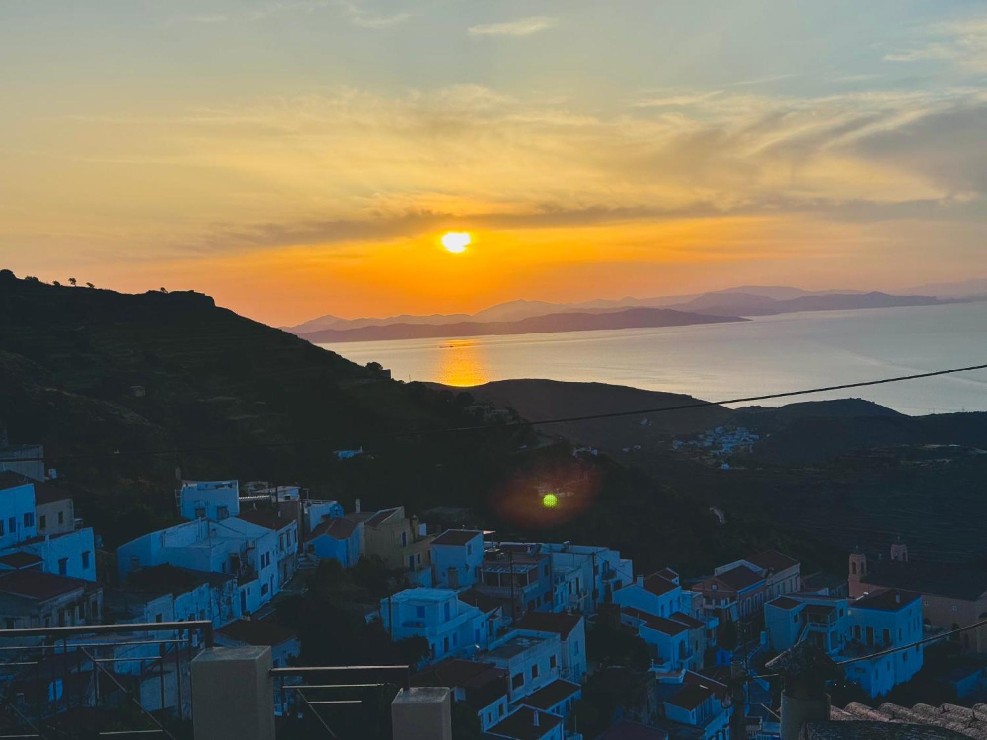 Holiday home Summer Breeze With Sea Views In Loulis Kea!