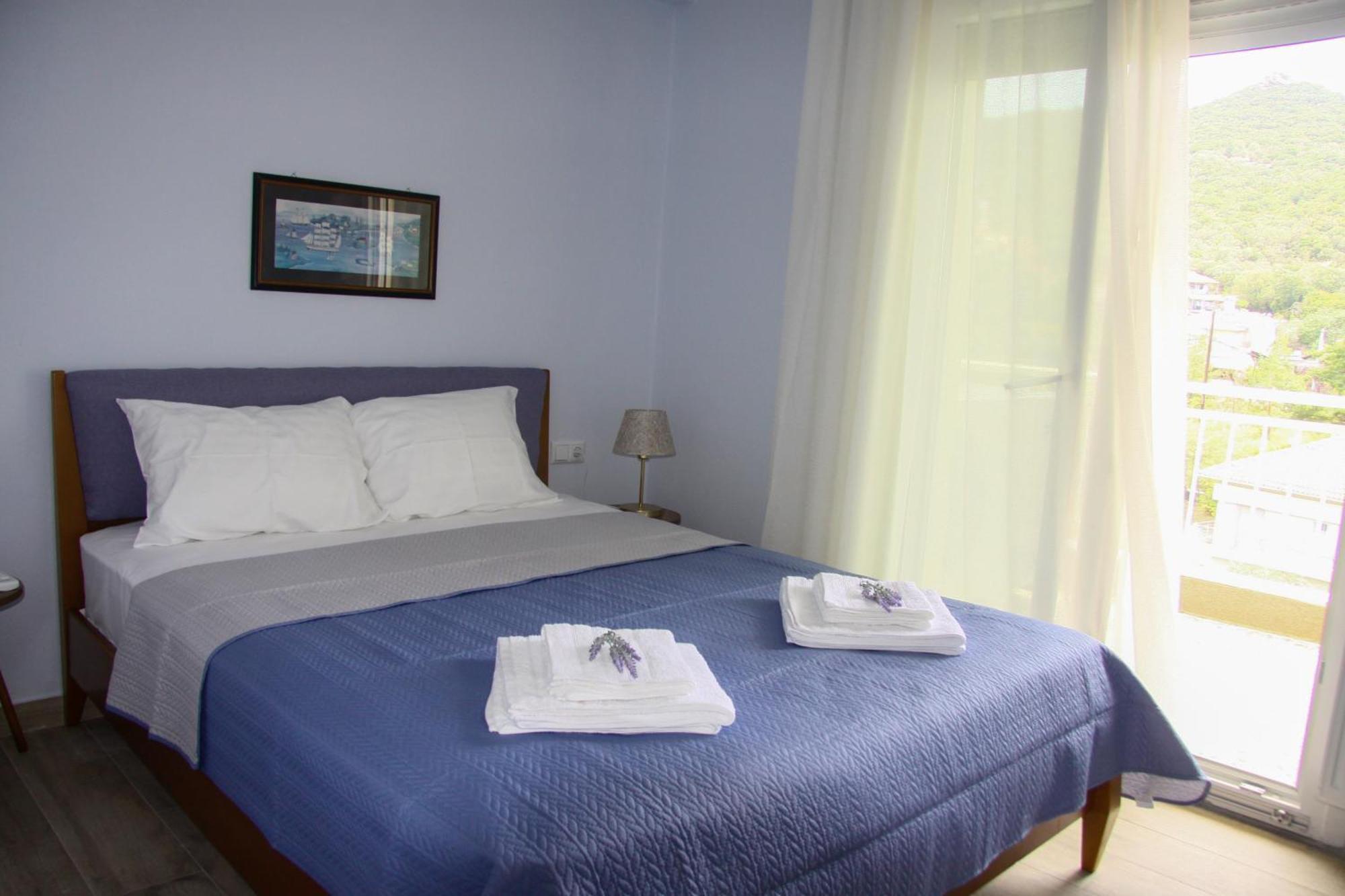 Antony's By The Sea * Palaiontsiflikion