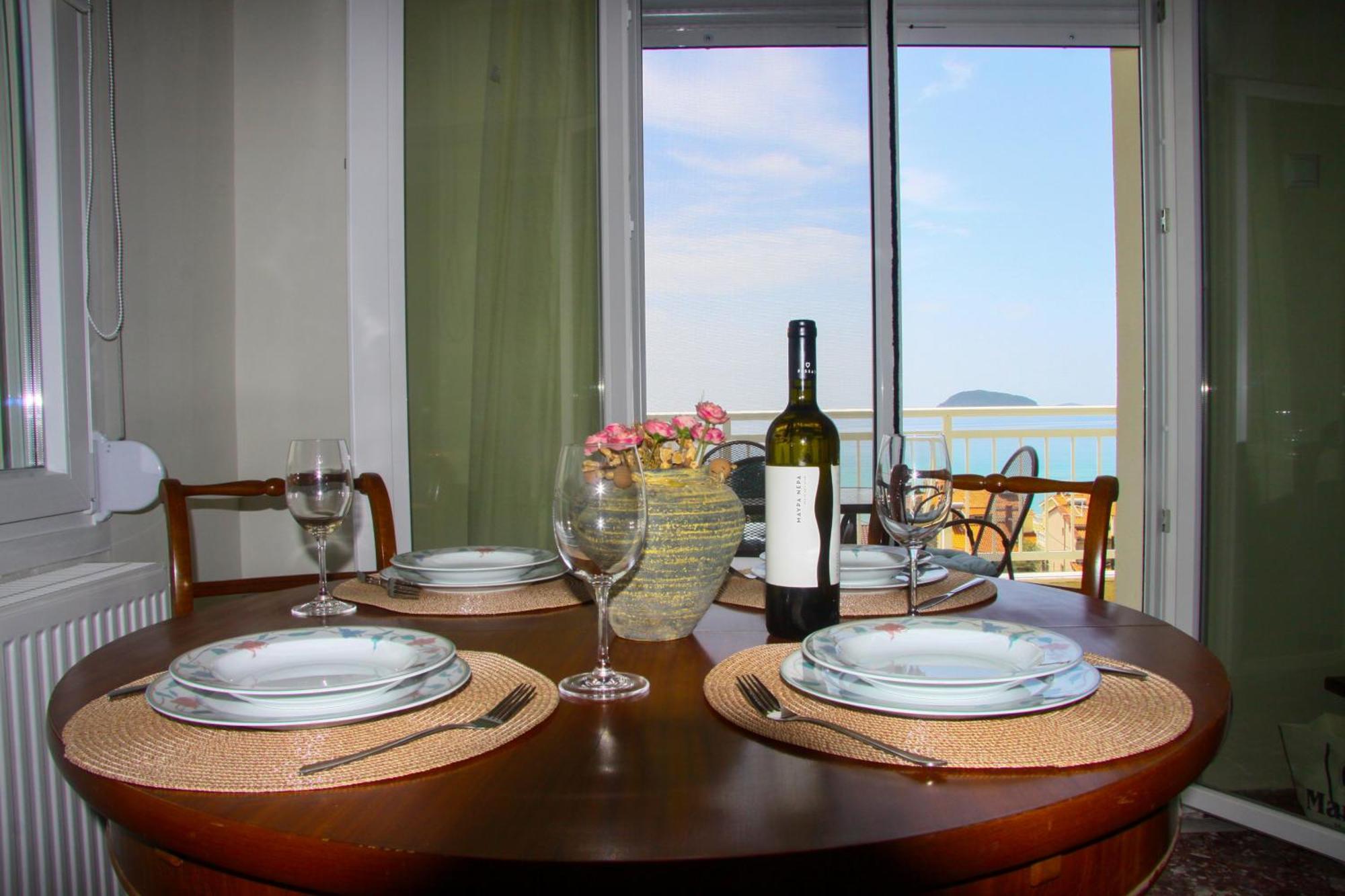 Apartment Antony's By The Sea *
