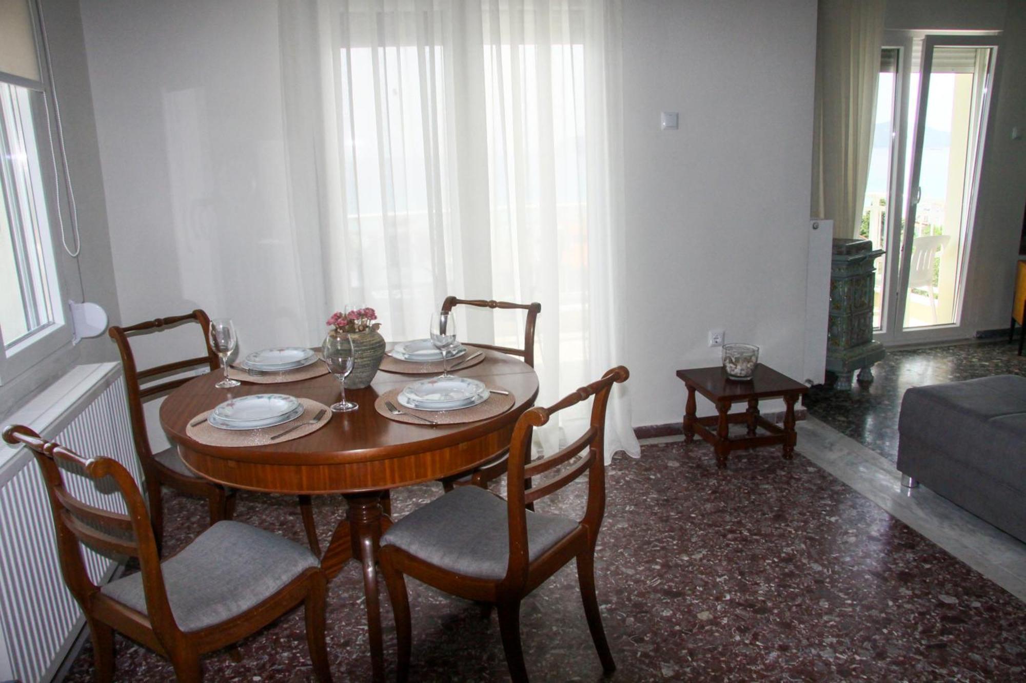 Antony's By The Sea Apartment *