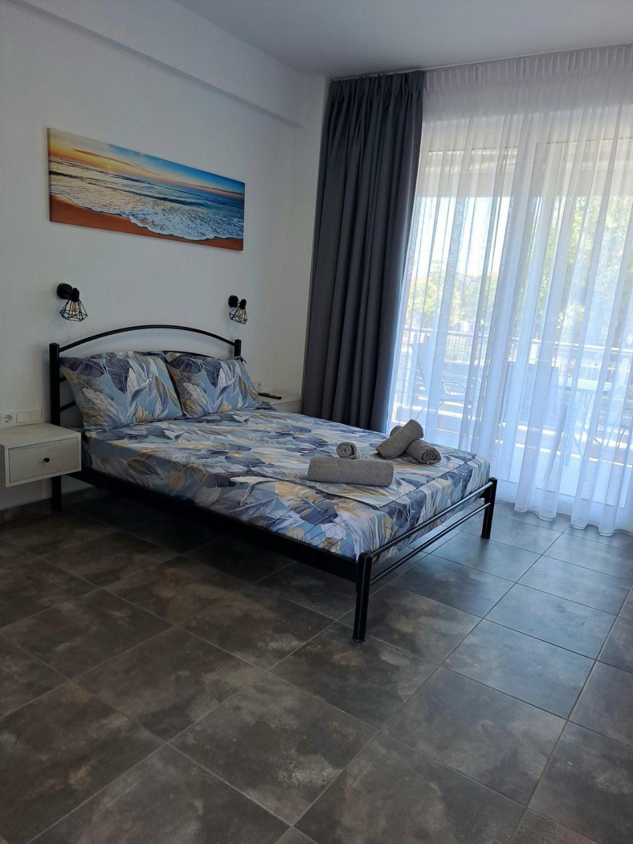 Apollon Luxury Guest house Nea Vrasna