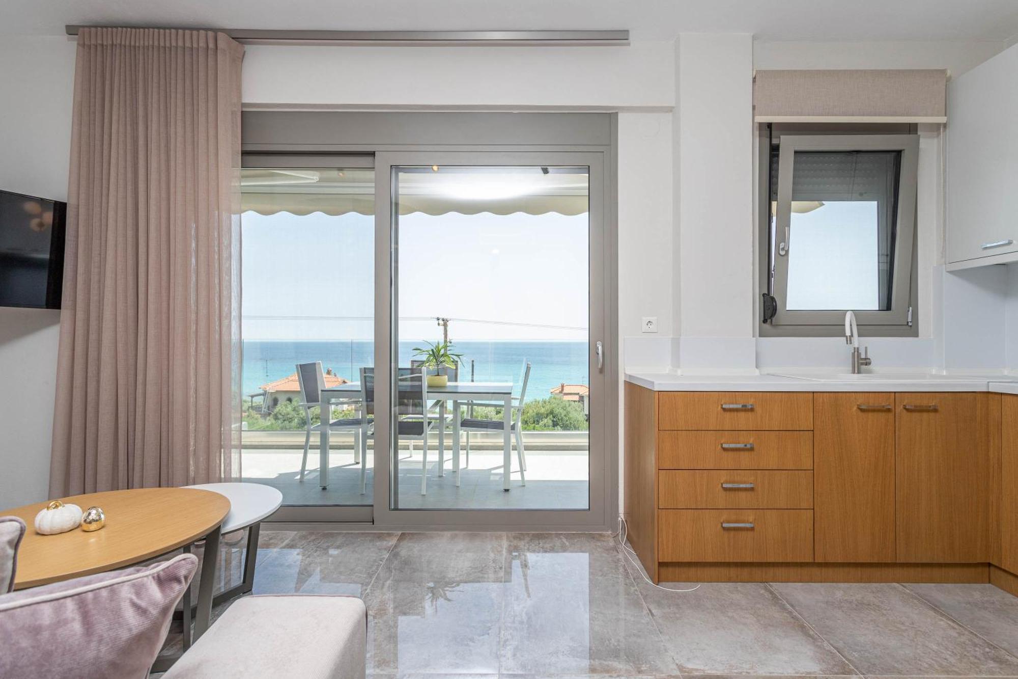 Alexmare Seaview House * Mola Kalyva