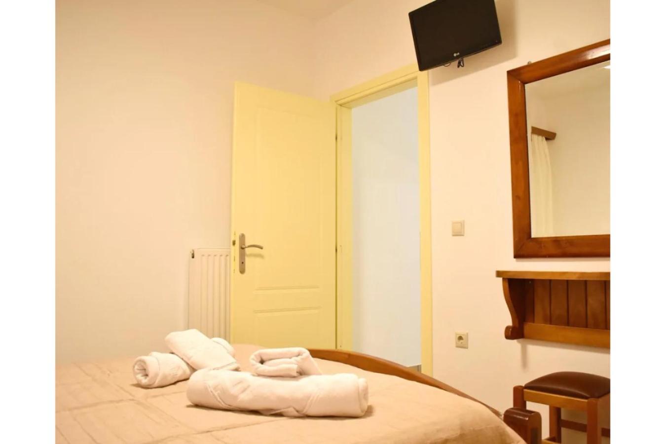 Manolika 2 Apartment *