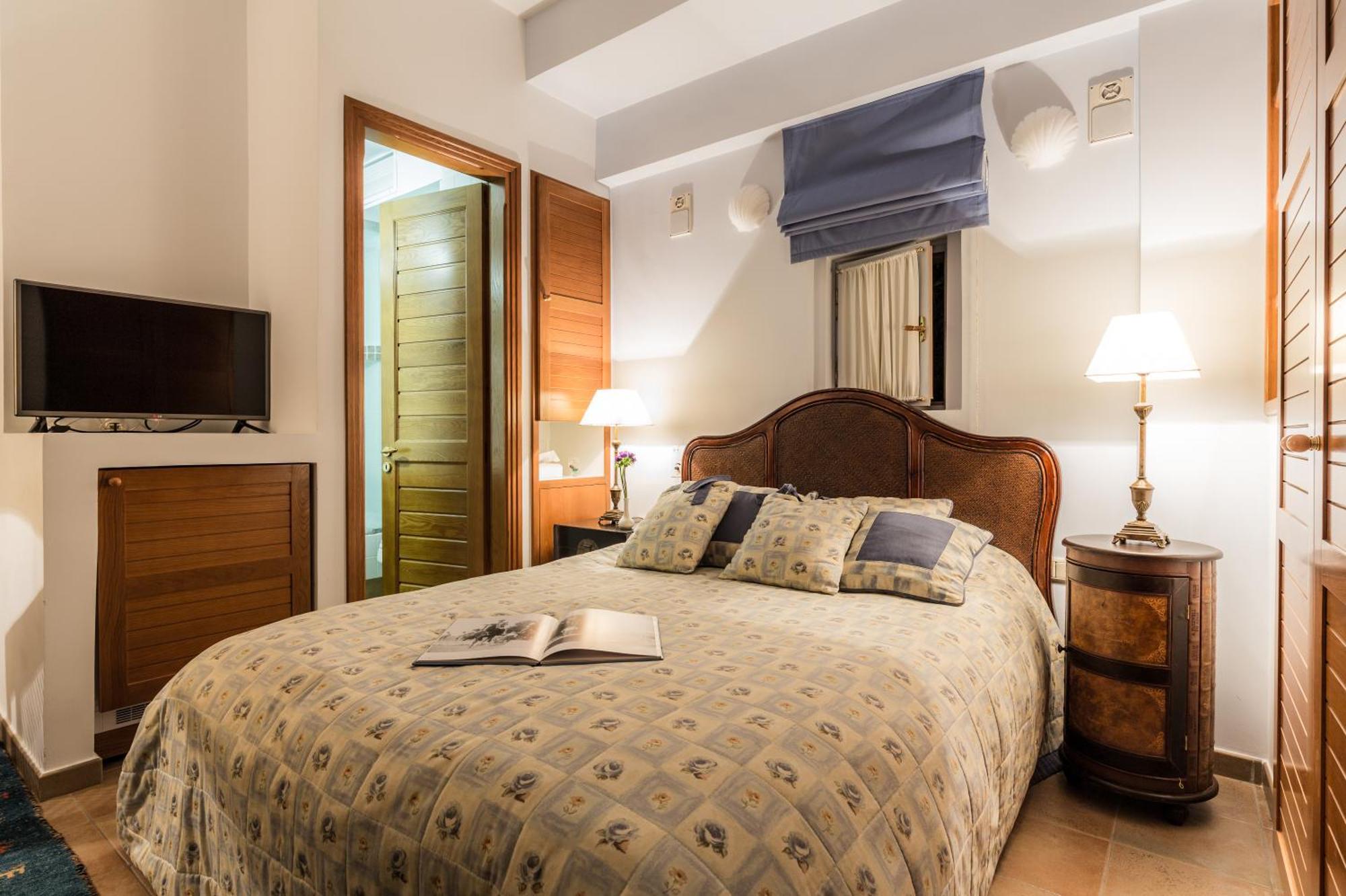 Gardenia Junior In Epidavros With Shared Pool