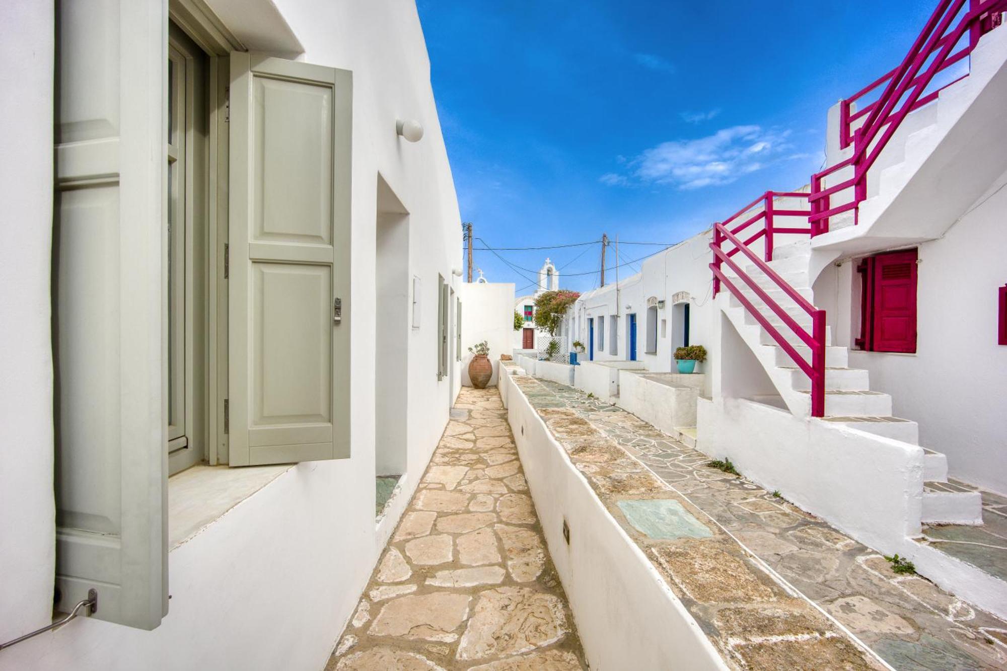 Chora Bliss By Estia Folegandros Town