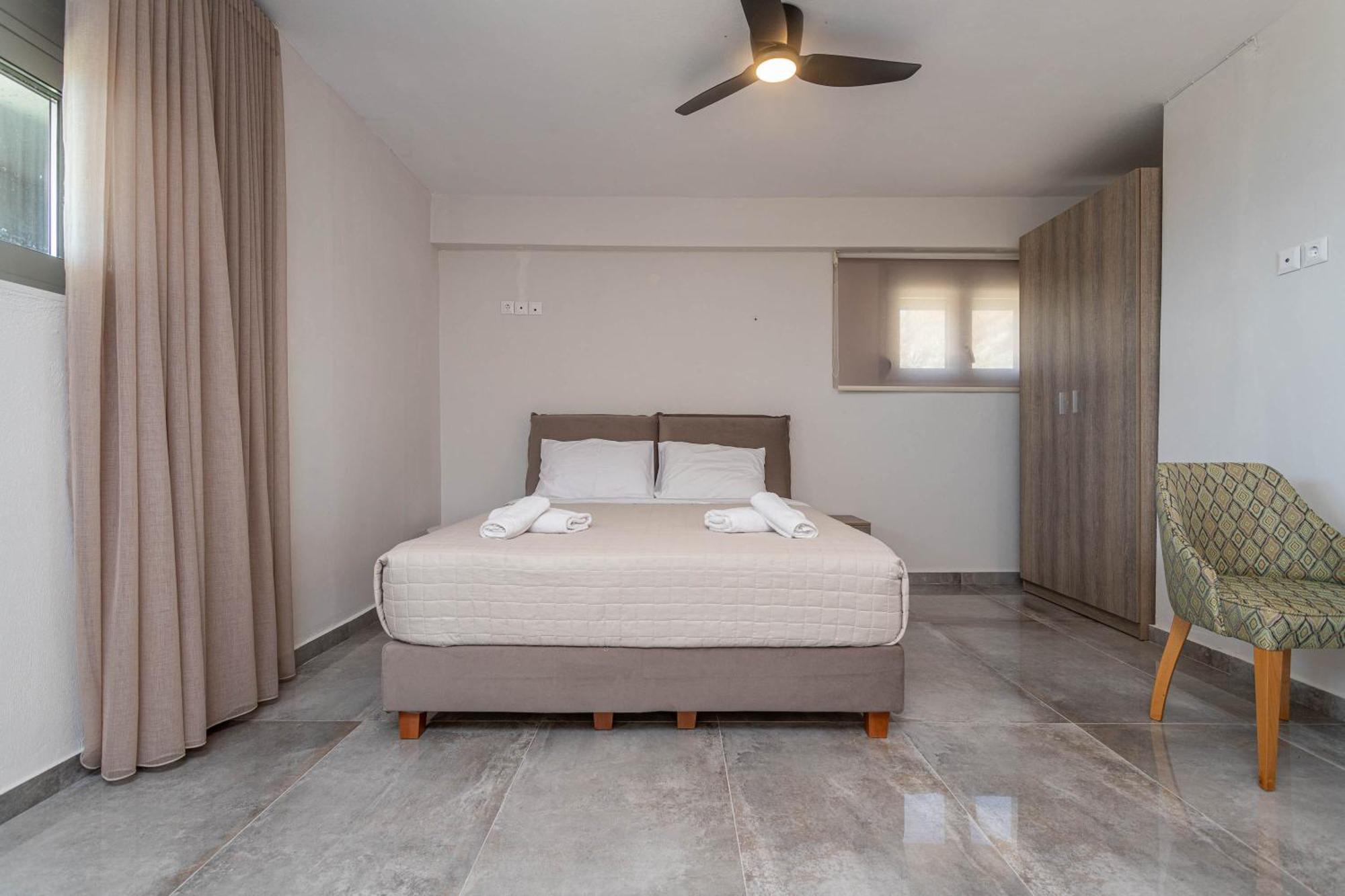 Alexmare Seaview House Holiday home *