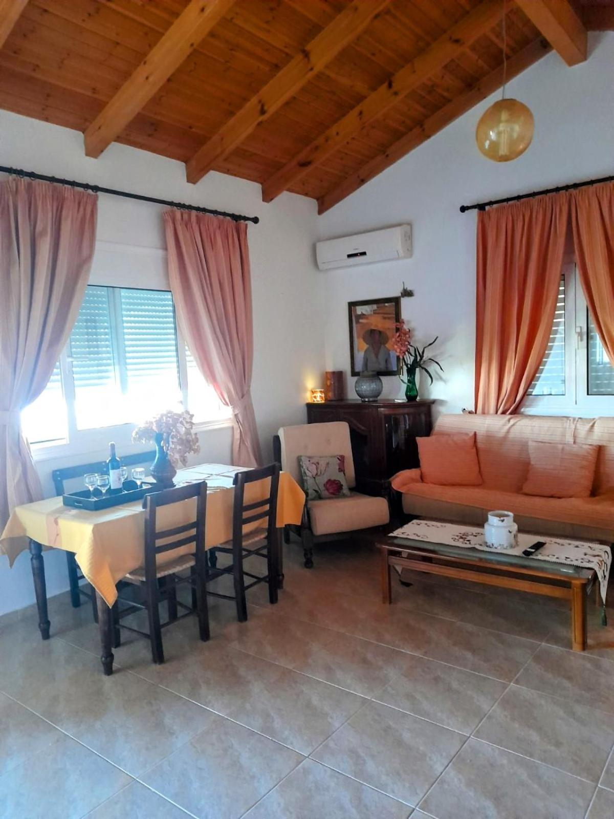 Arodamos Holiday home Mariou