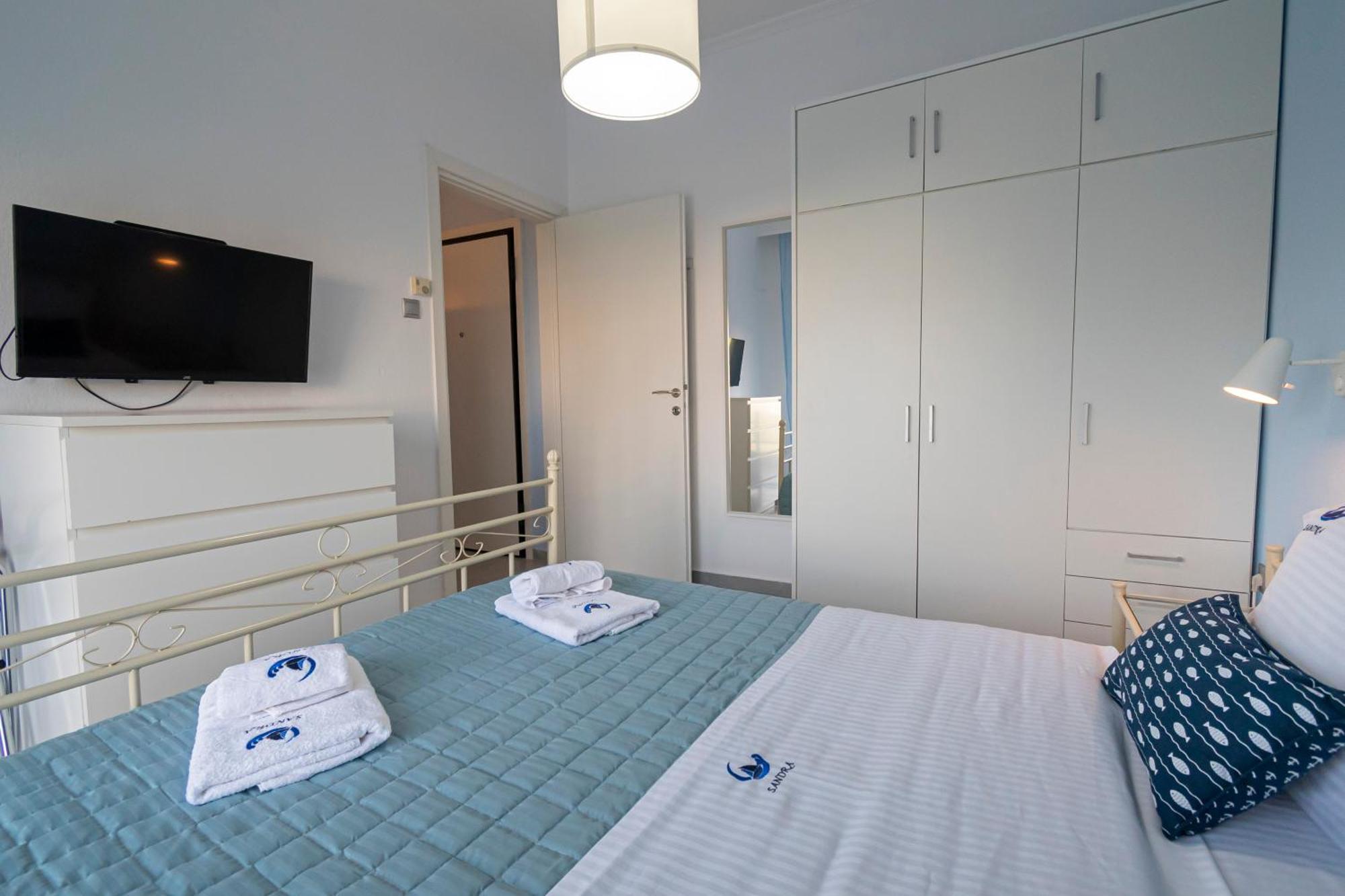 Apartment Sandra Seafront By Rentalspro Services - Nea Moudania