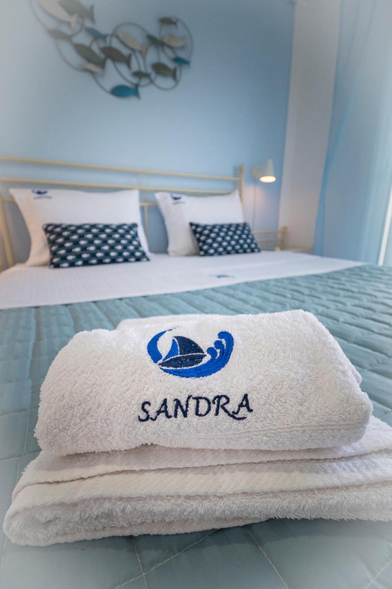 Apartment Sandra Seafront By Rentalspro Services - *