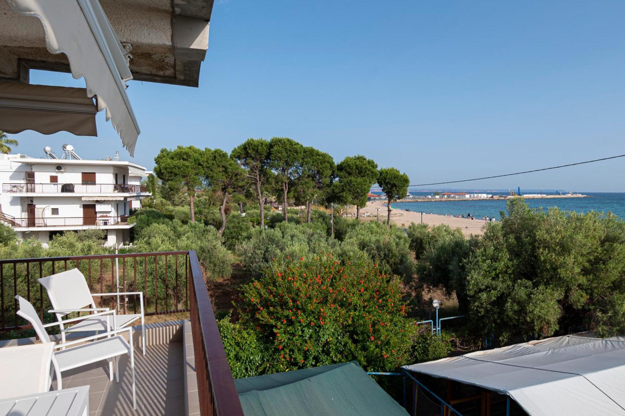 Sandra Seafront By Rentalspro Services - * Nea Moudania