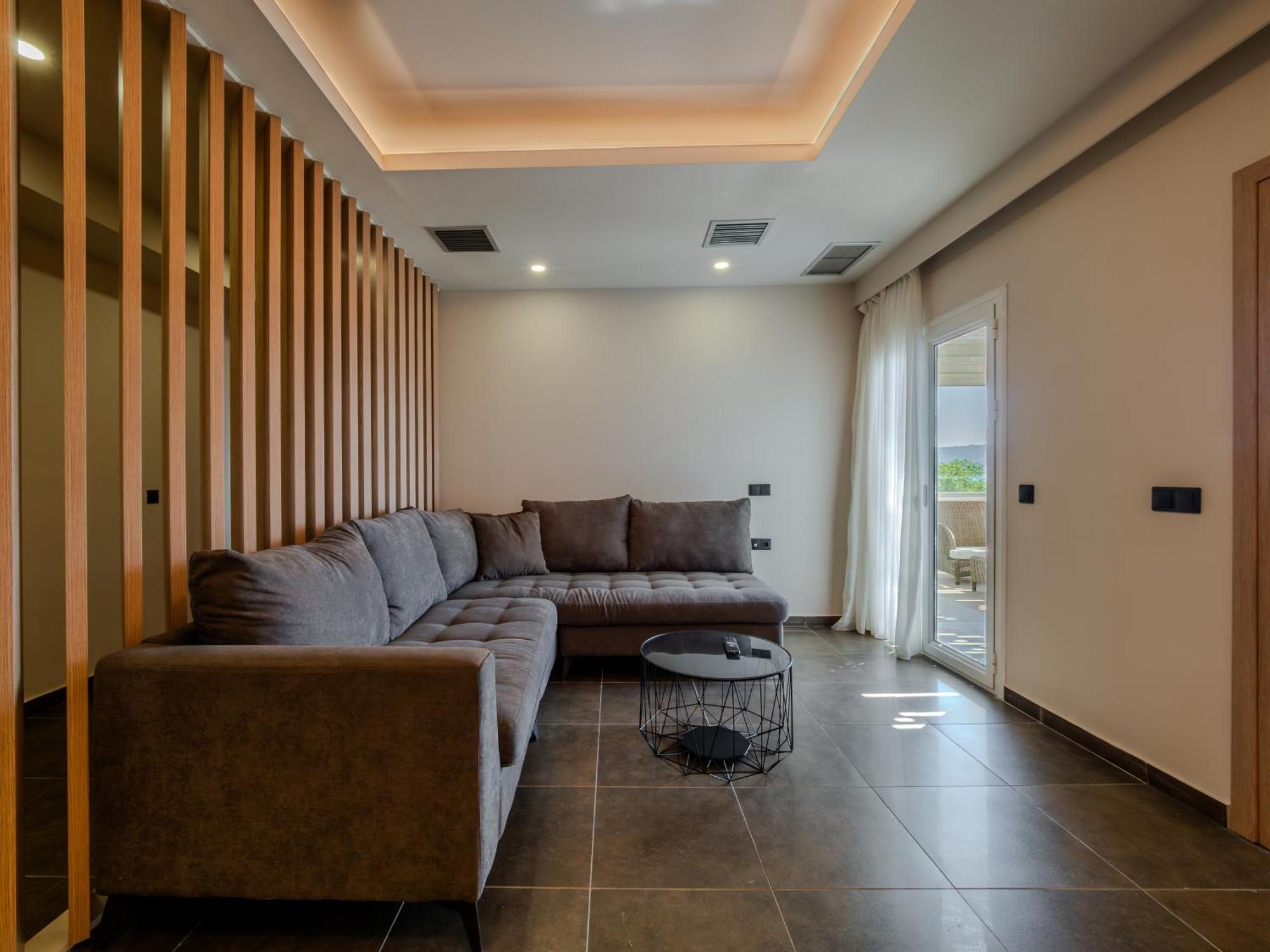 Paradise Hotel 4*