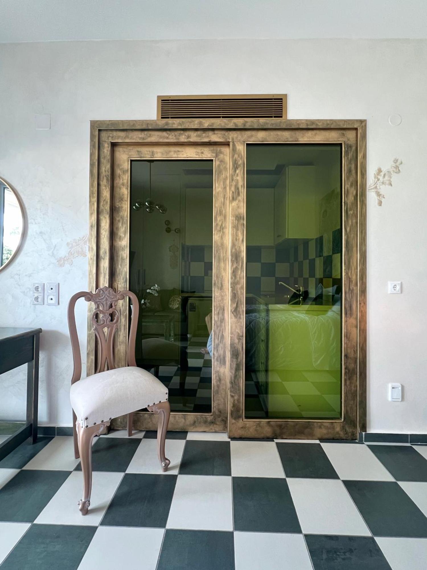 Aparthotel Irida Boutique 3*