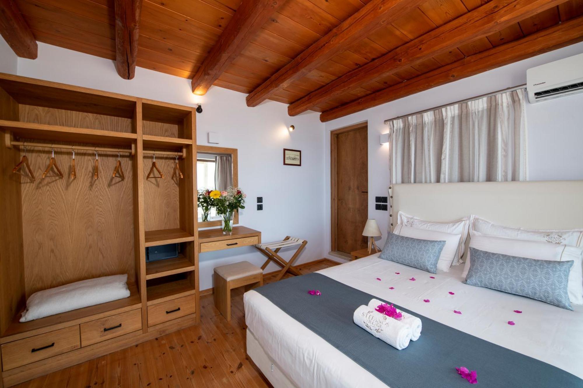 Stefanos Village Mirthios (Agios Vasileios)