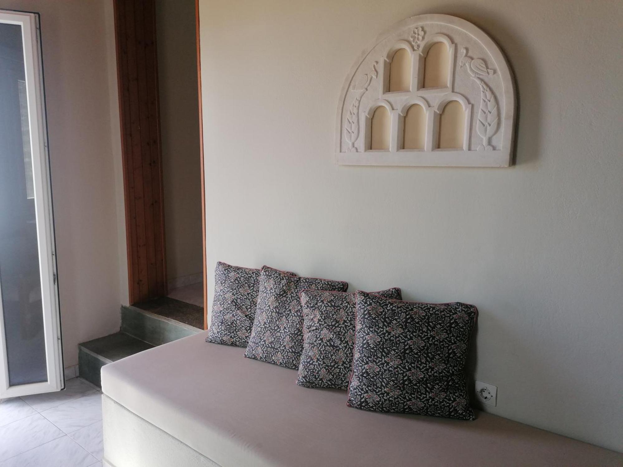 Myrtia Apartment *