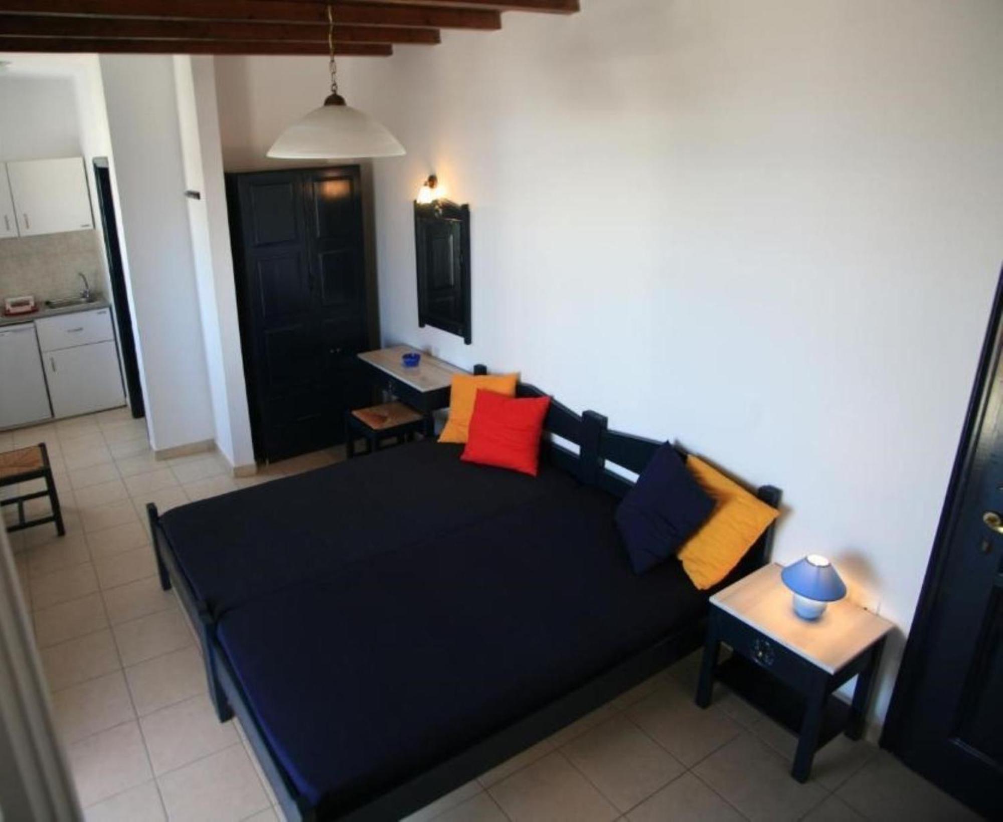 Elisso's Philoxenia Aparthotel 4*