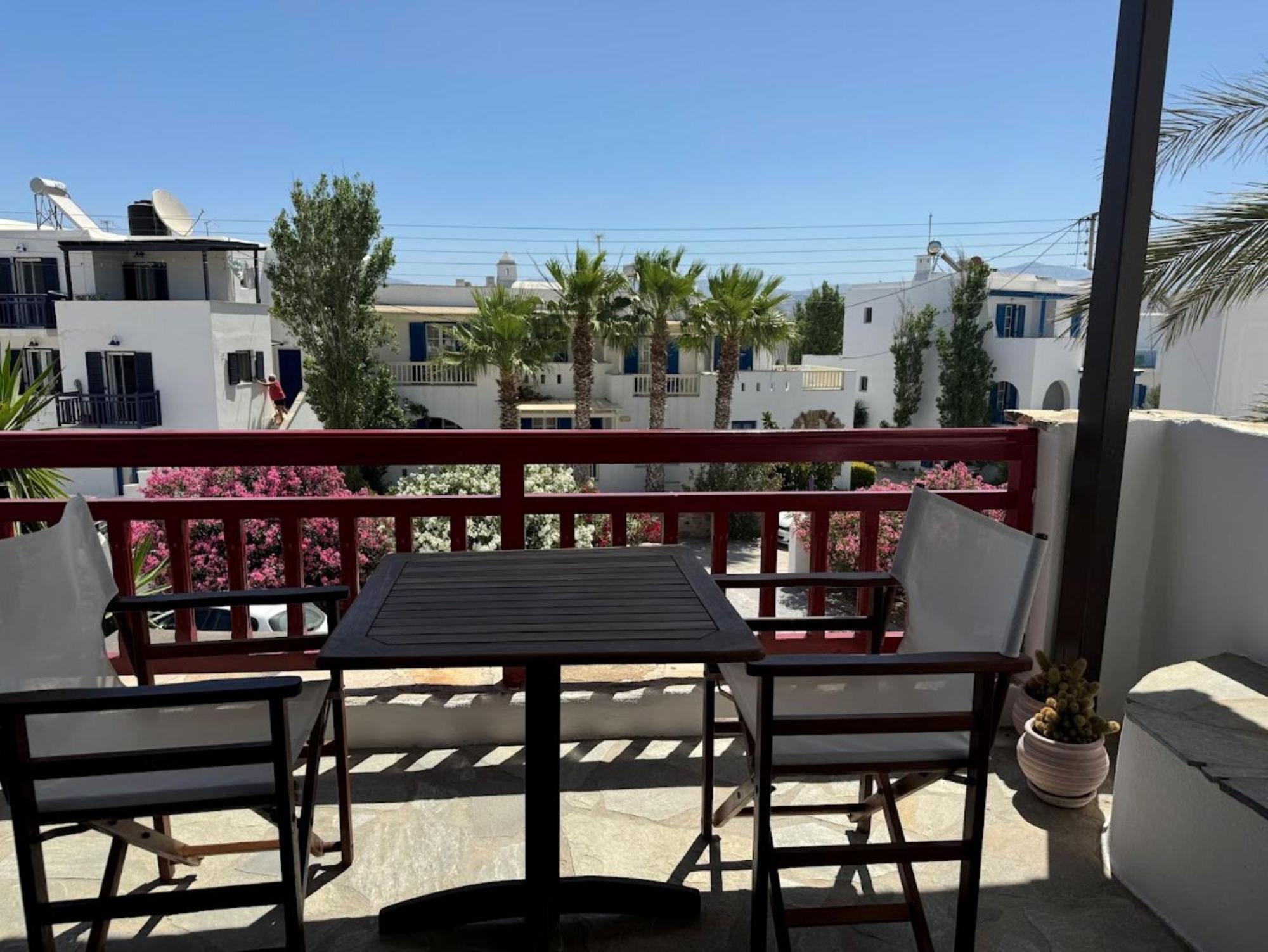 Elisso's Philoxenia Aparthotel