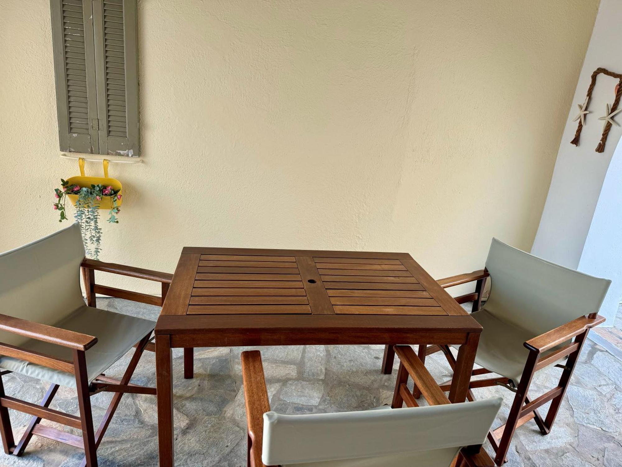 Elisso's Philoxenia Aparthotel 4*