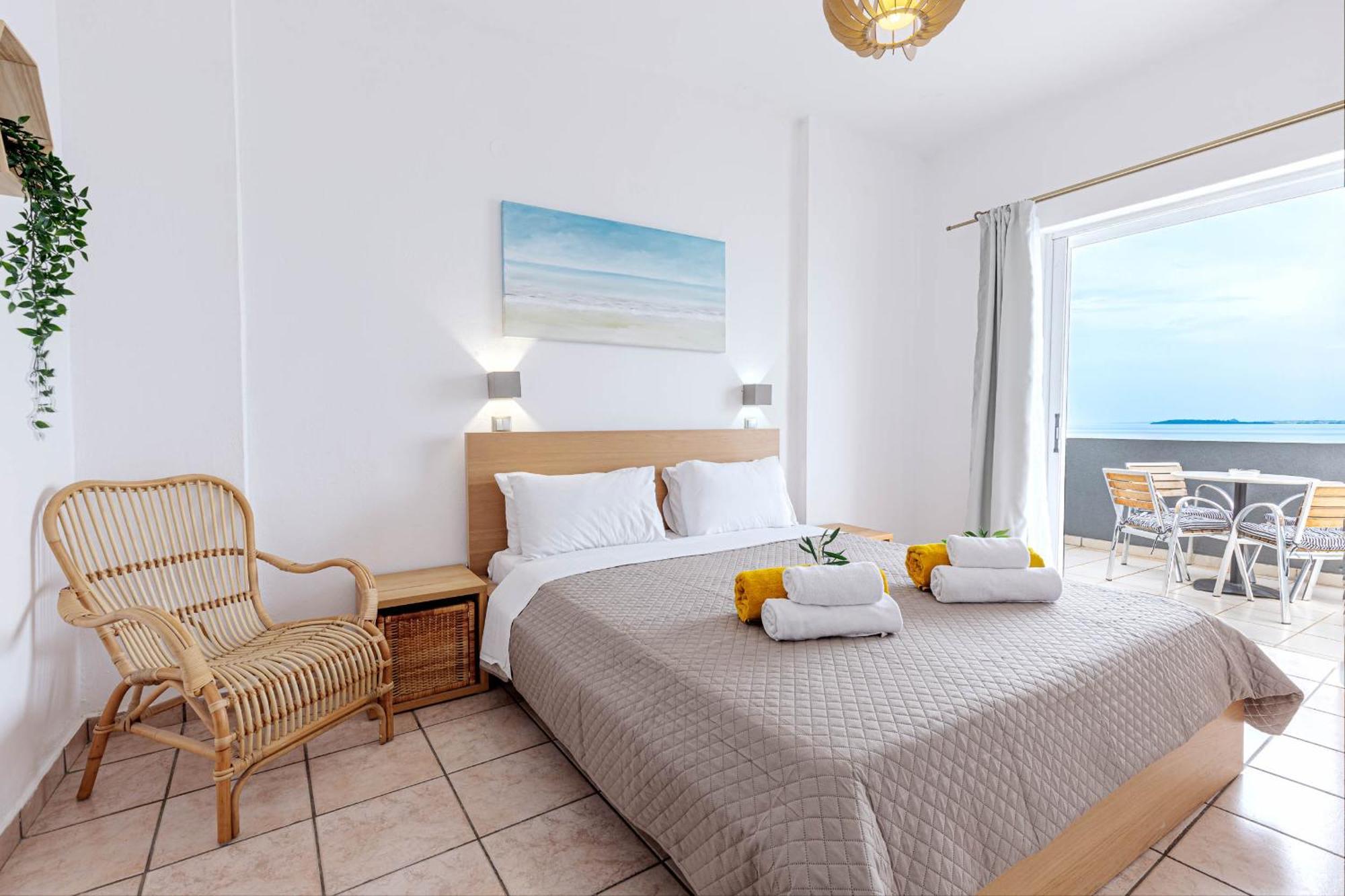 Oceanis 3*