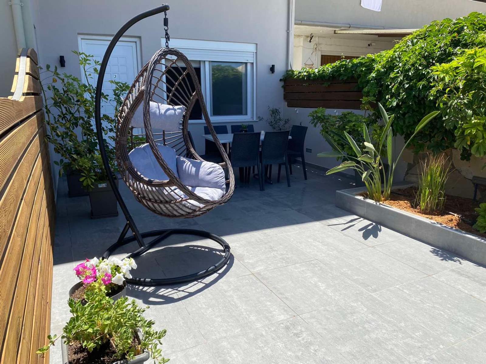 Litinakis Studios