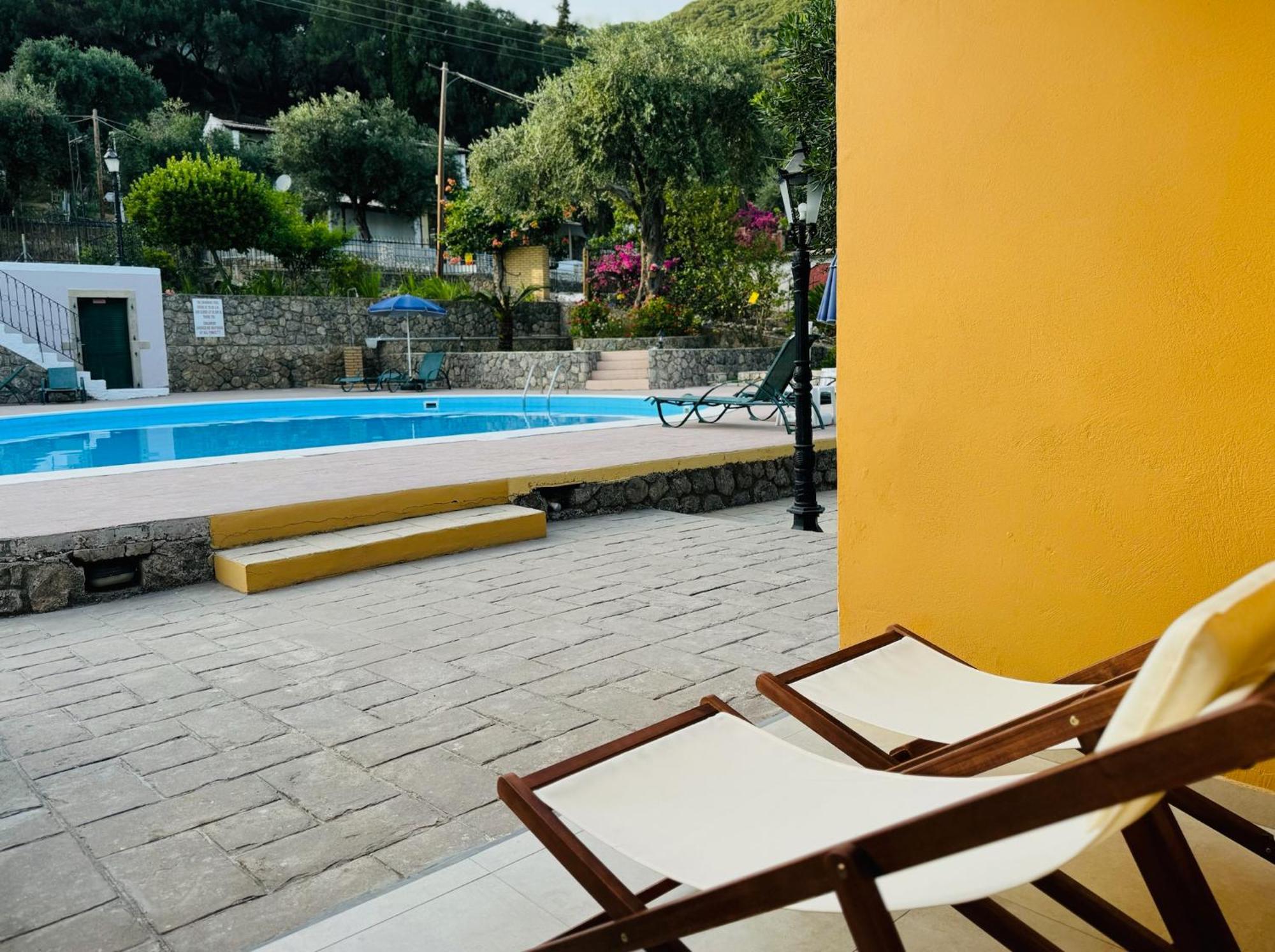 Afrodite's Loft & Apartment Paleokastritsa