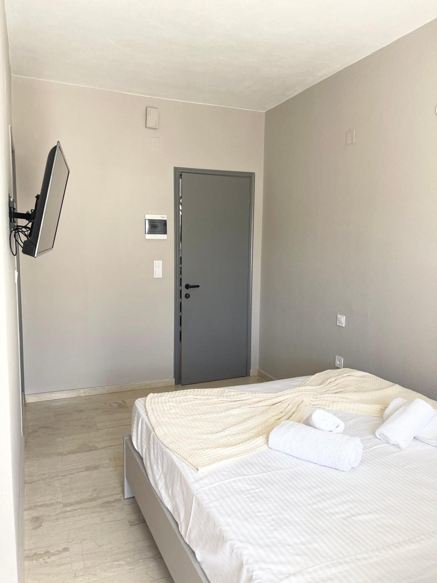 Hara Studios Apartment *