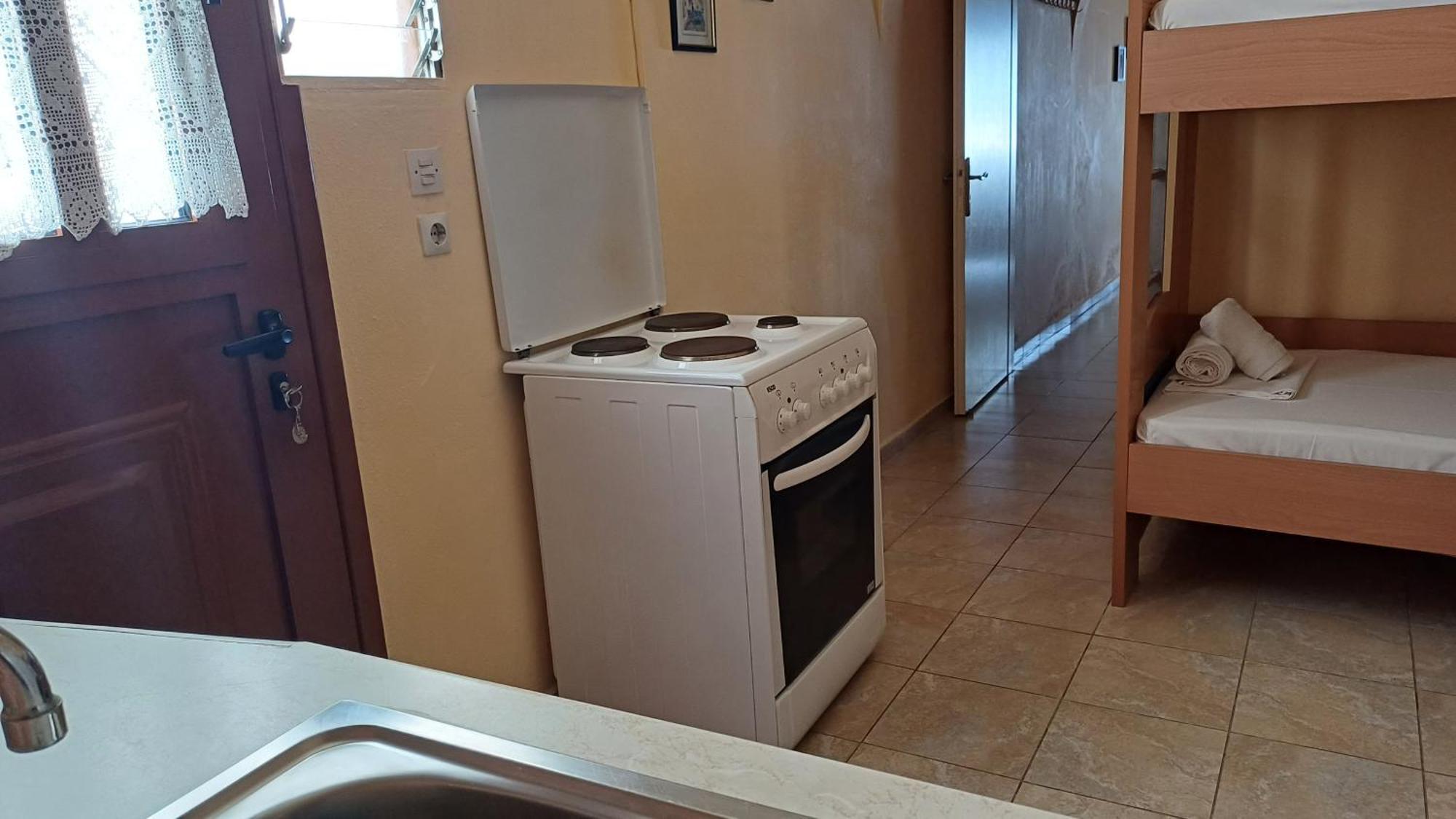 And Meri Apartment