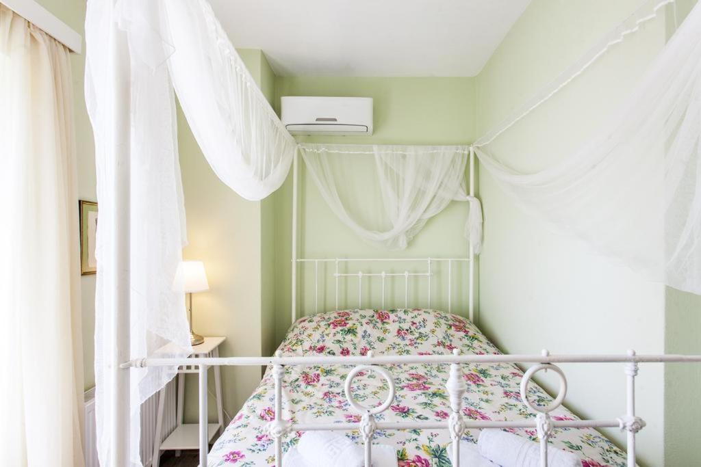 Gems Of Villa Zagora