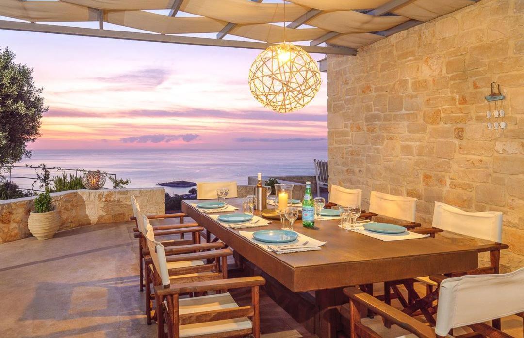 Villa Yiameli With Private Pool