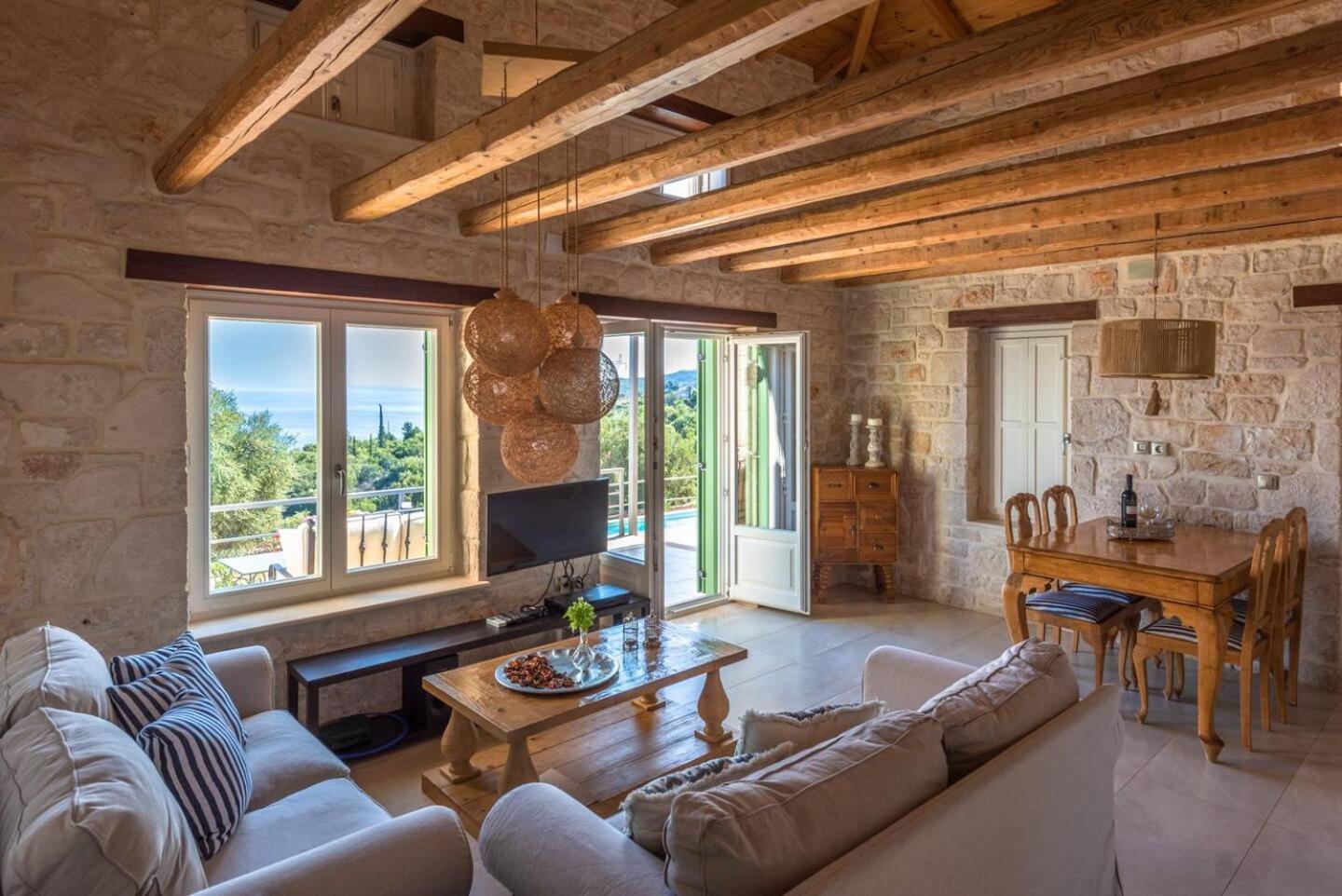 Yiameli With Private Pool Villa Skinaria
