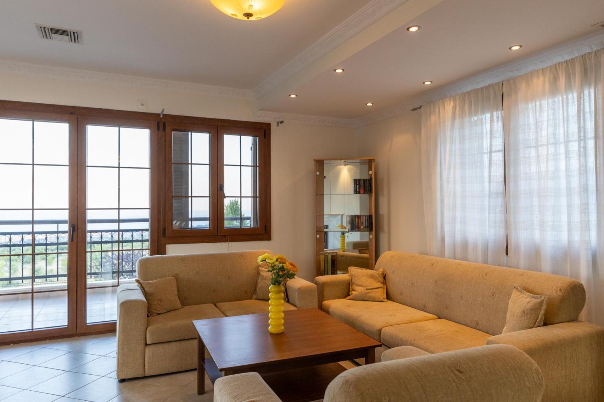 Olympus Pantheon Luxury Villa *