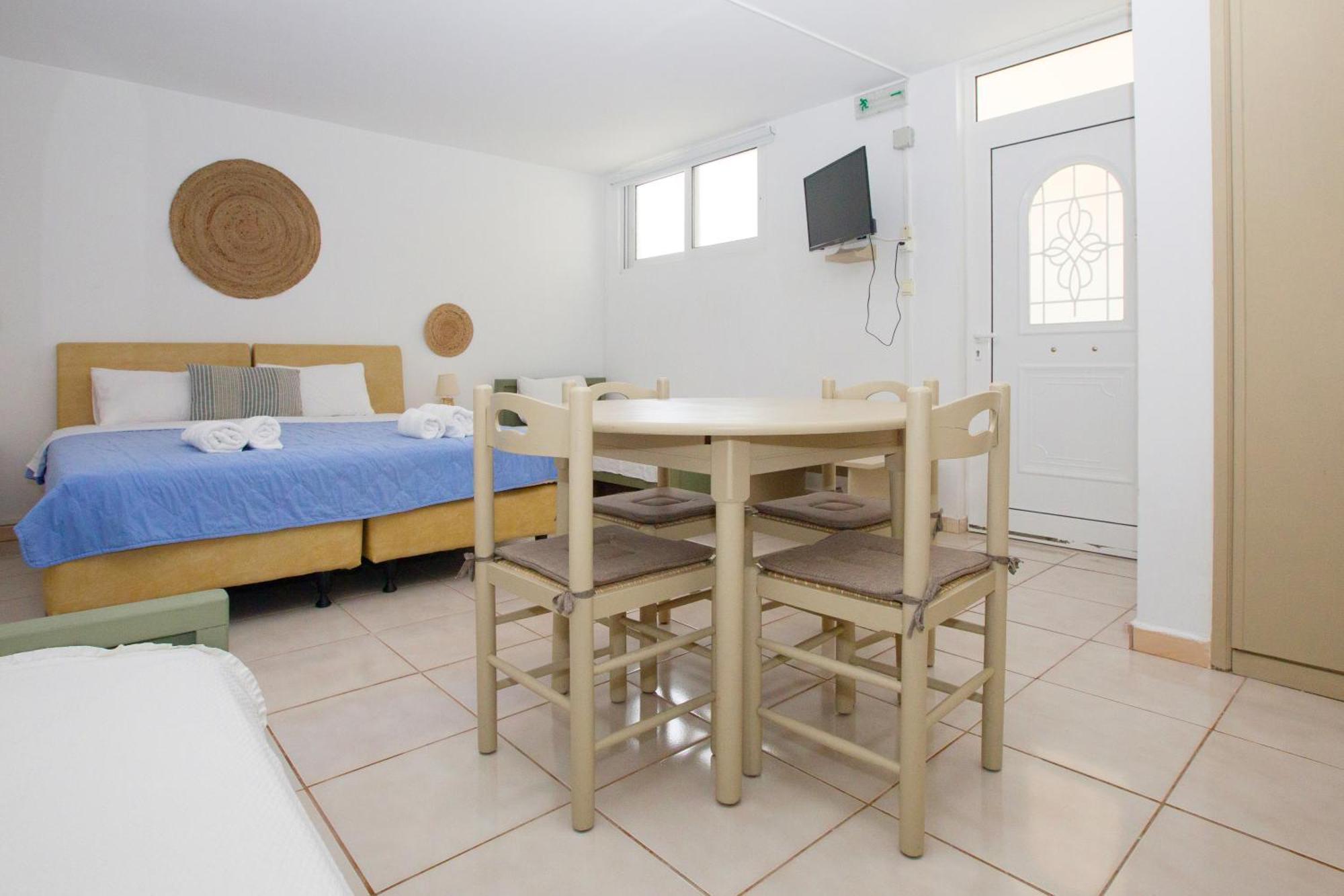 Blue Marine Village Hotel Chalkida