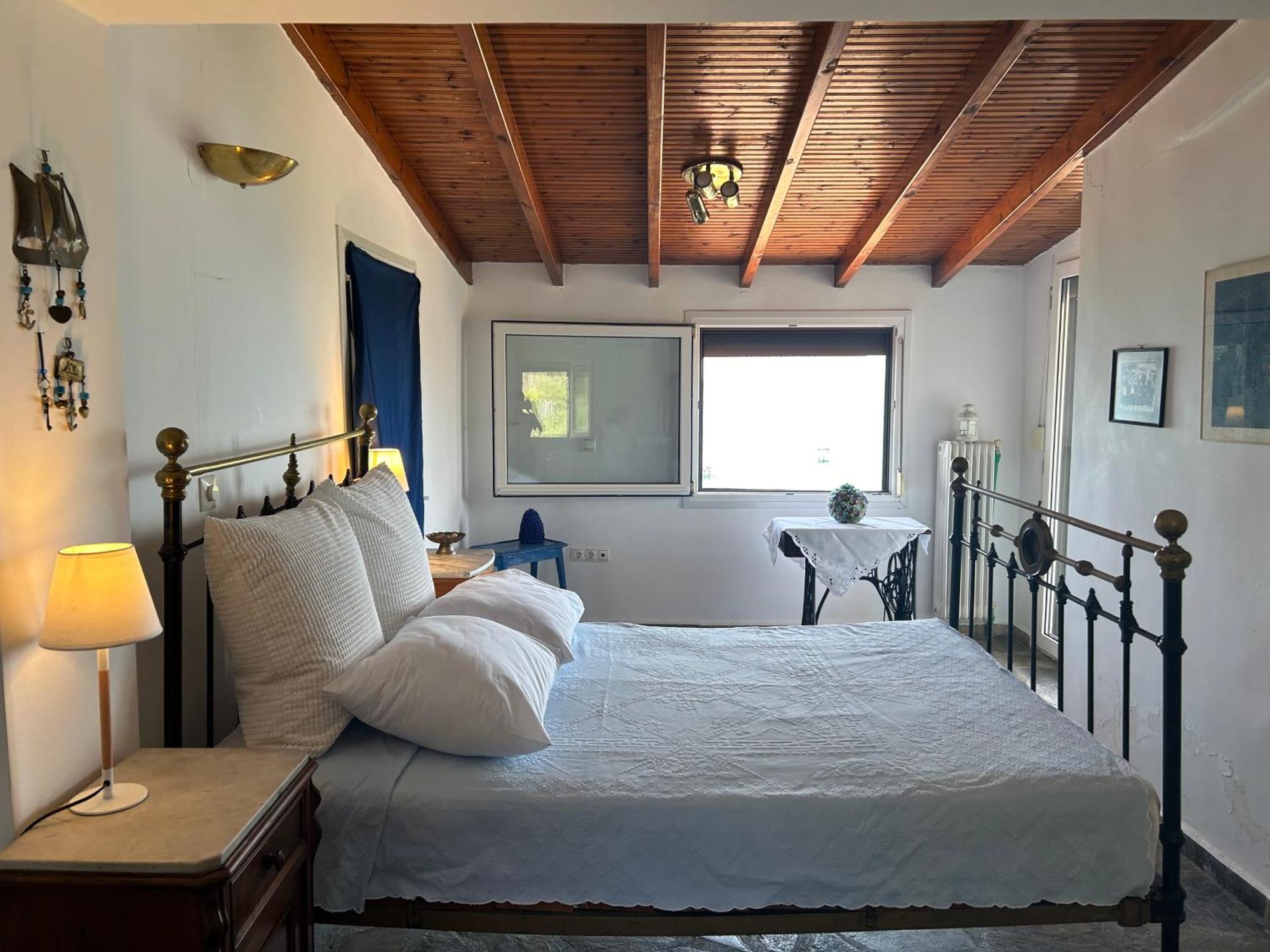 Mary's House By The Sea Holiday home Mola Kalyva
