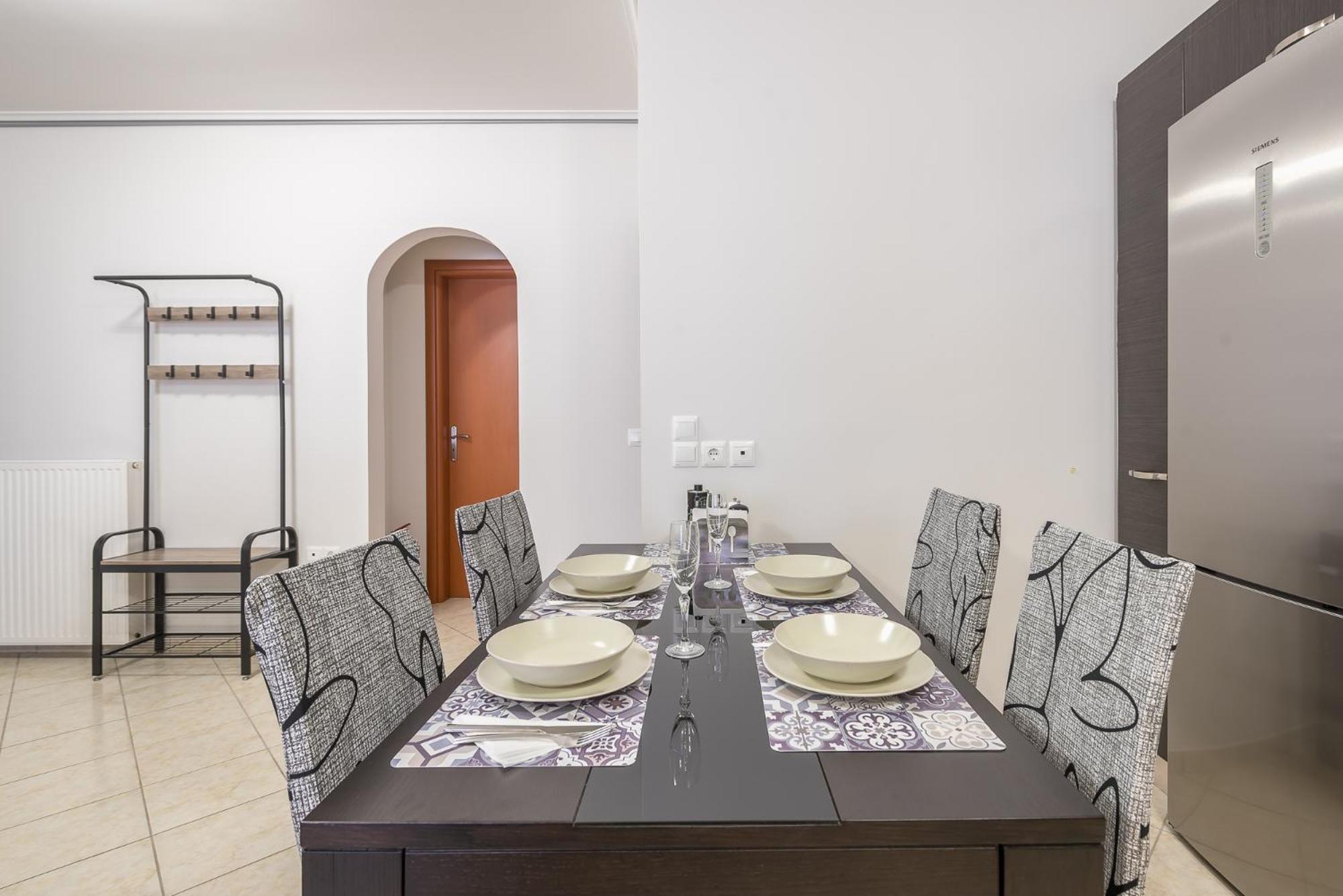 Rigas In Ilioupoli Apartment Athens