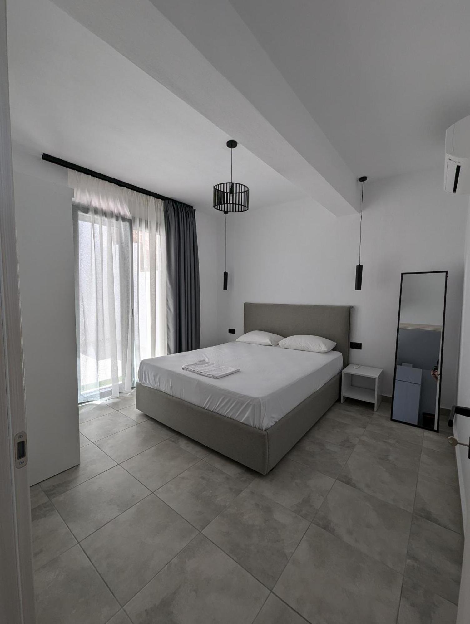 Selini By Deniastella Apartment *