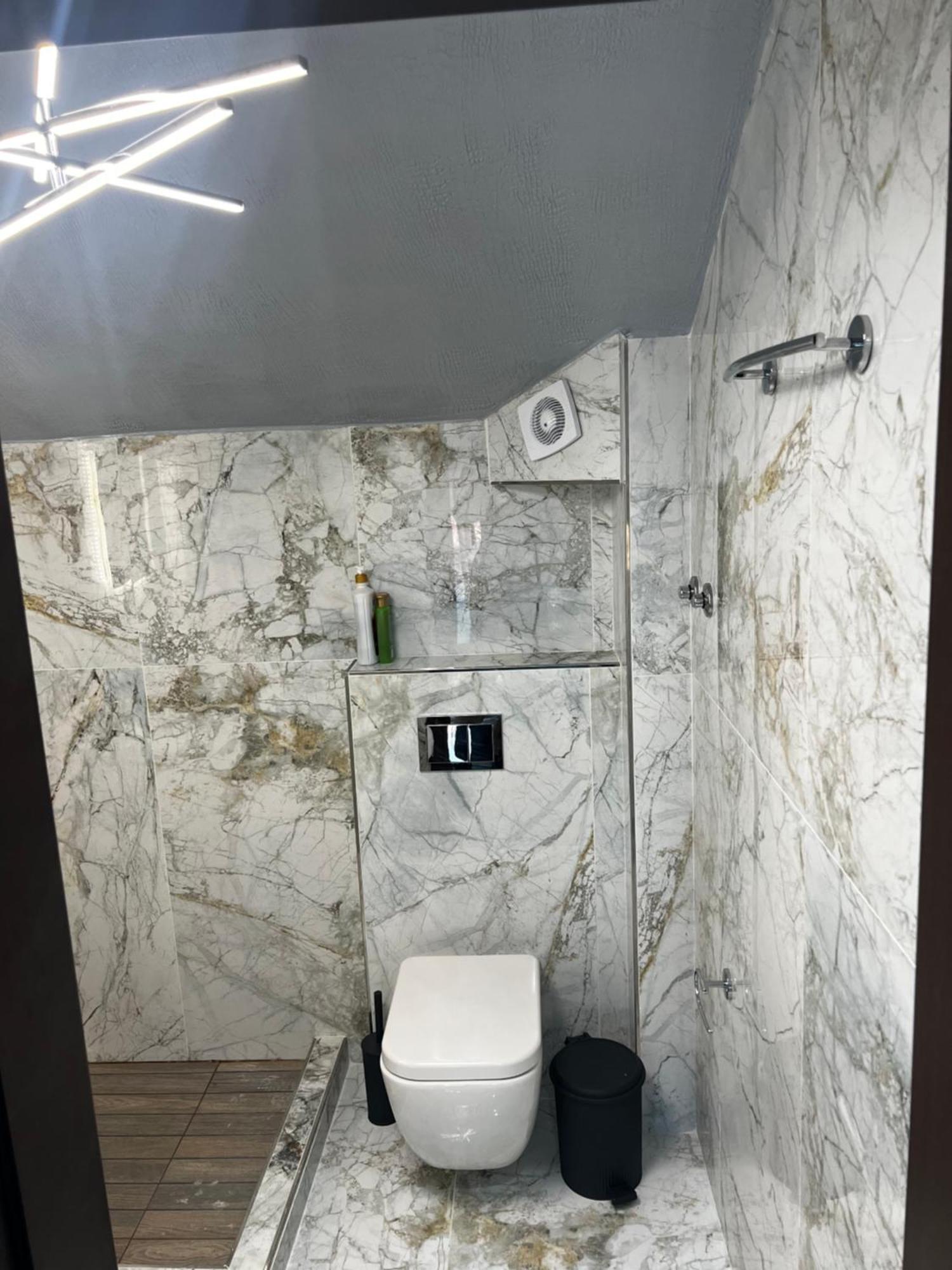 Peykoxori 3 Luxury By Makhome Apartment